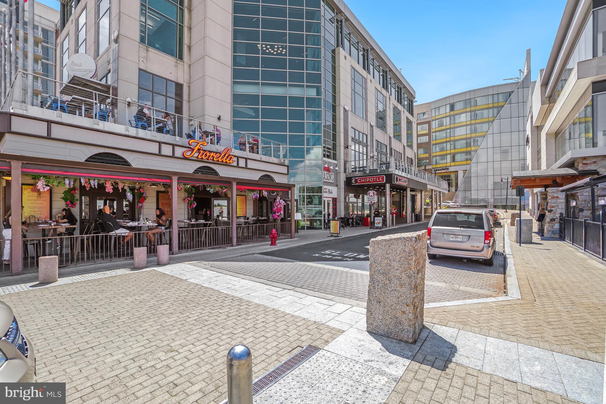 ROSECROFT COMMONS - Residential