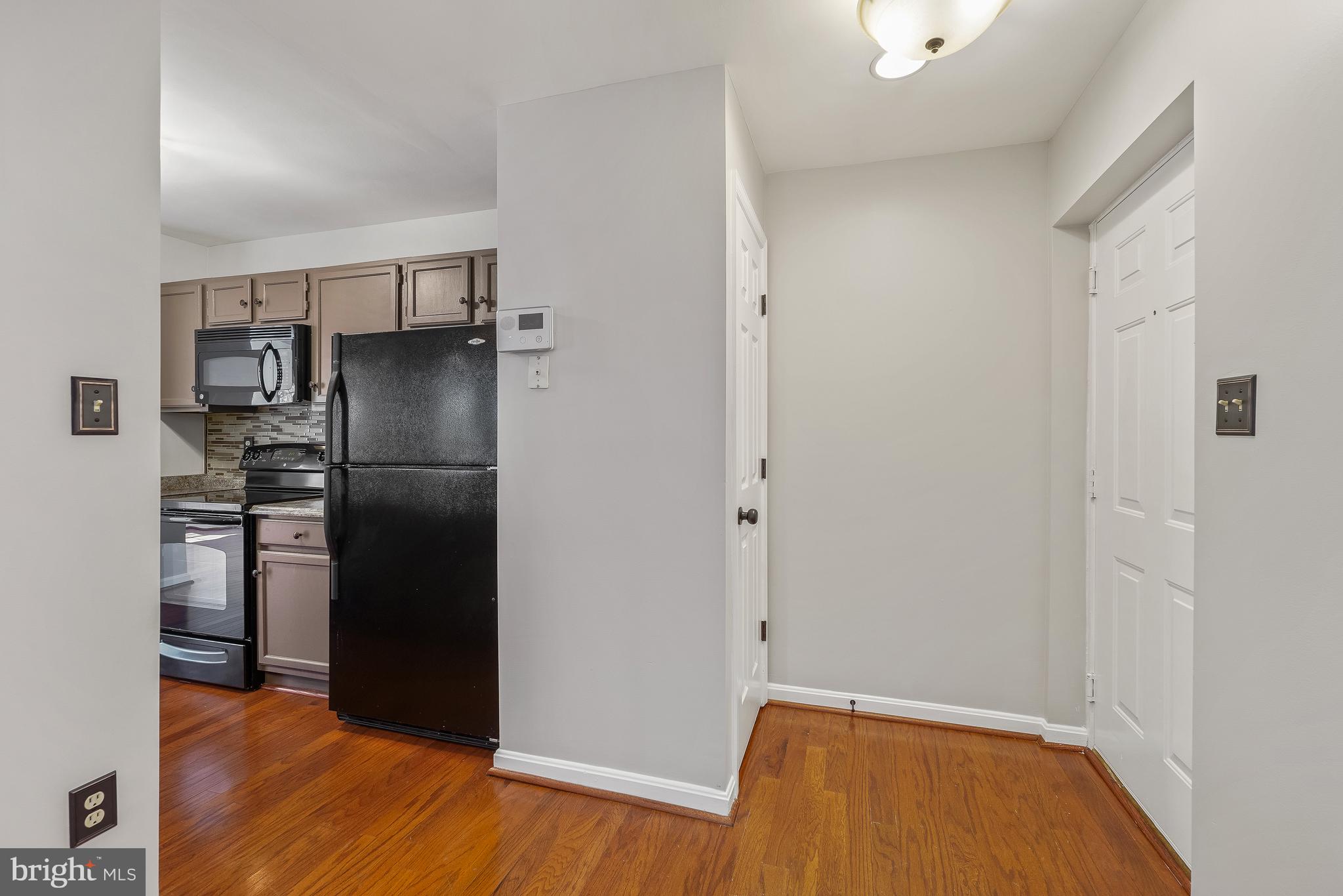 ROSECROFT COMMONS - Residential