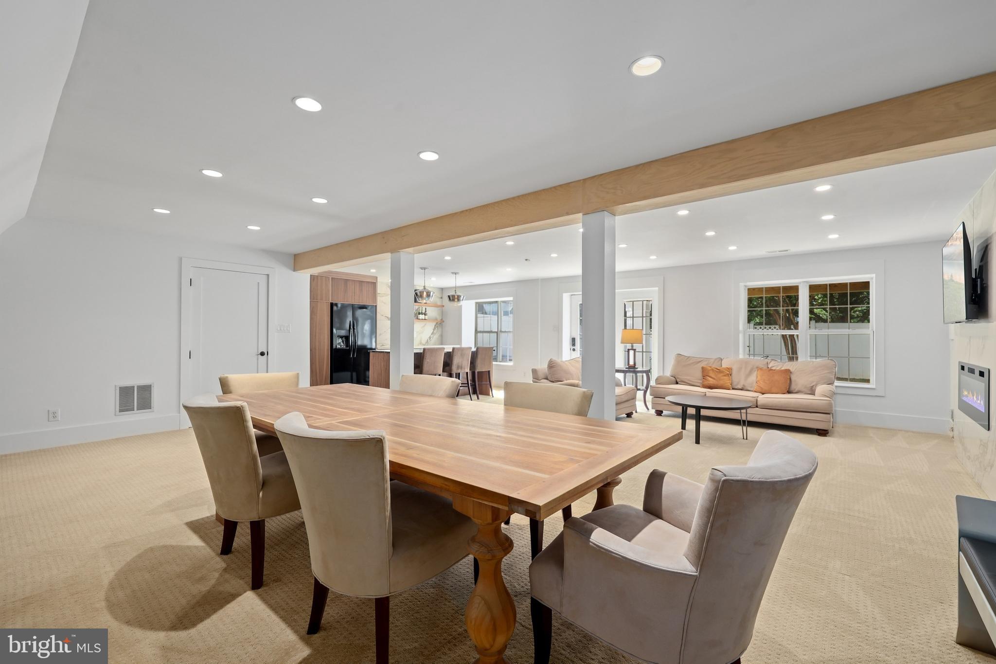 RIVER CREEK - Residential