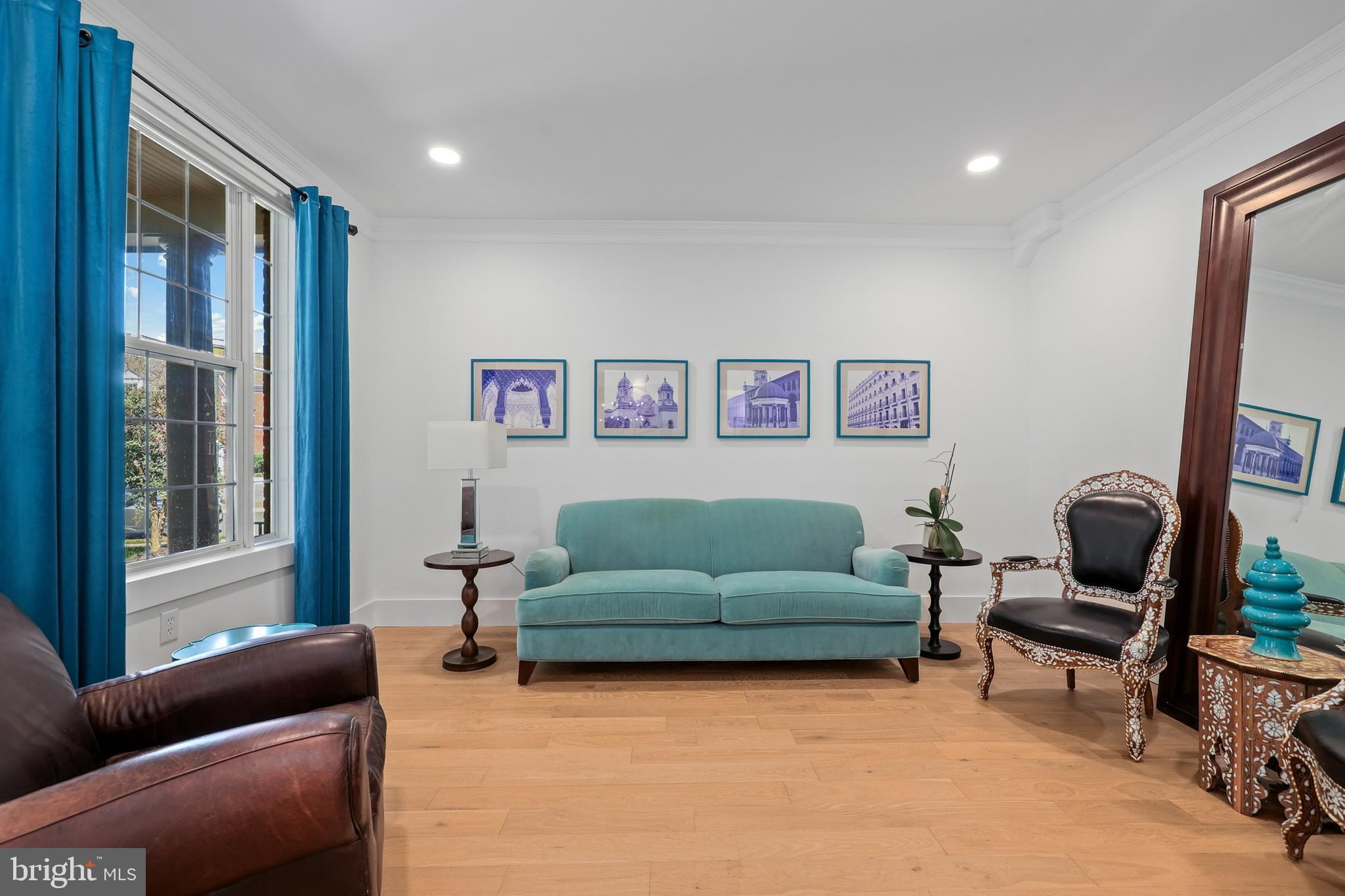 RIVER CREEK - Residential