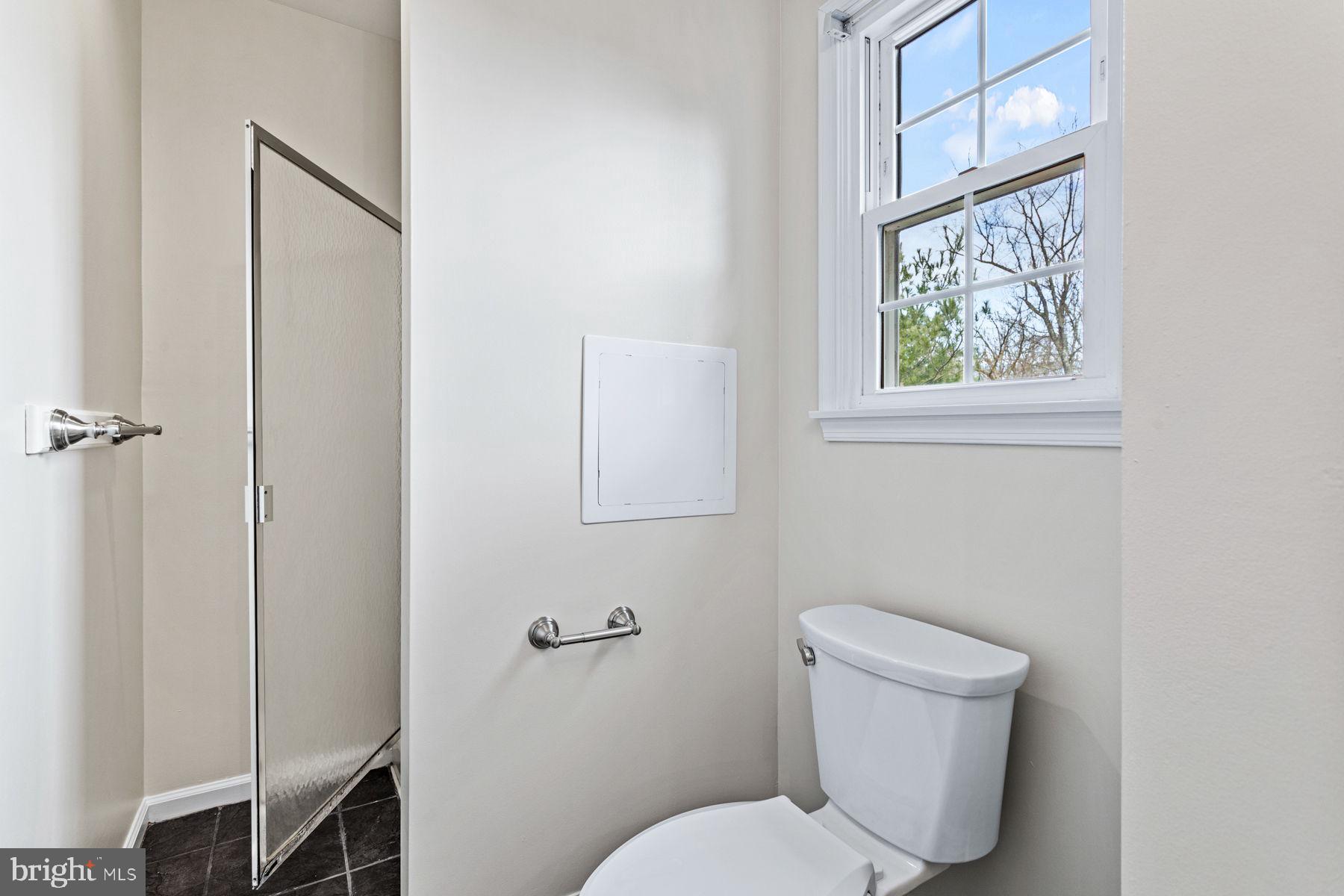 LAKE ANITA LOUISE - Residential Lease