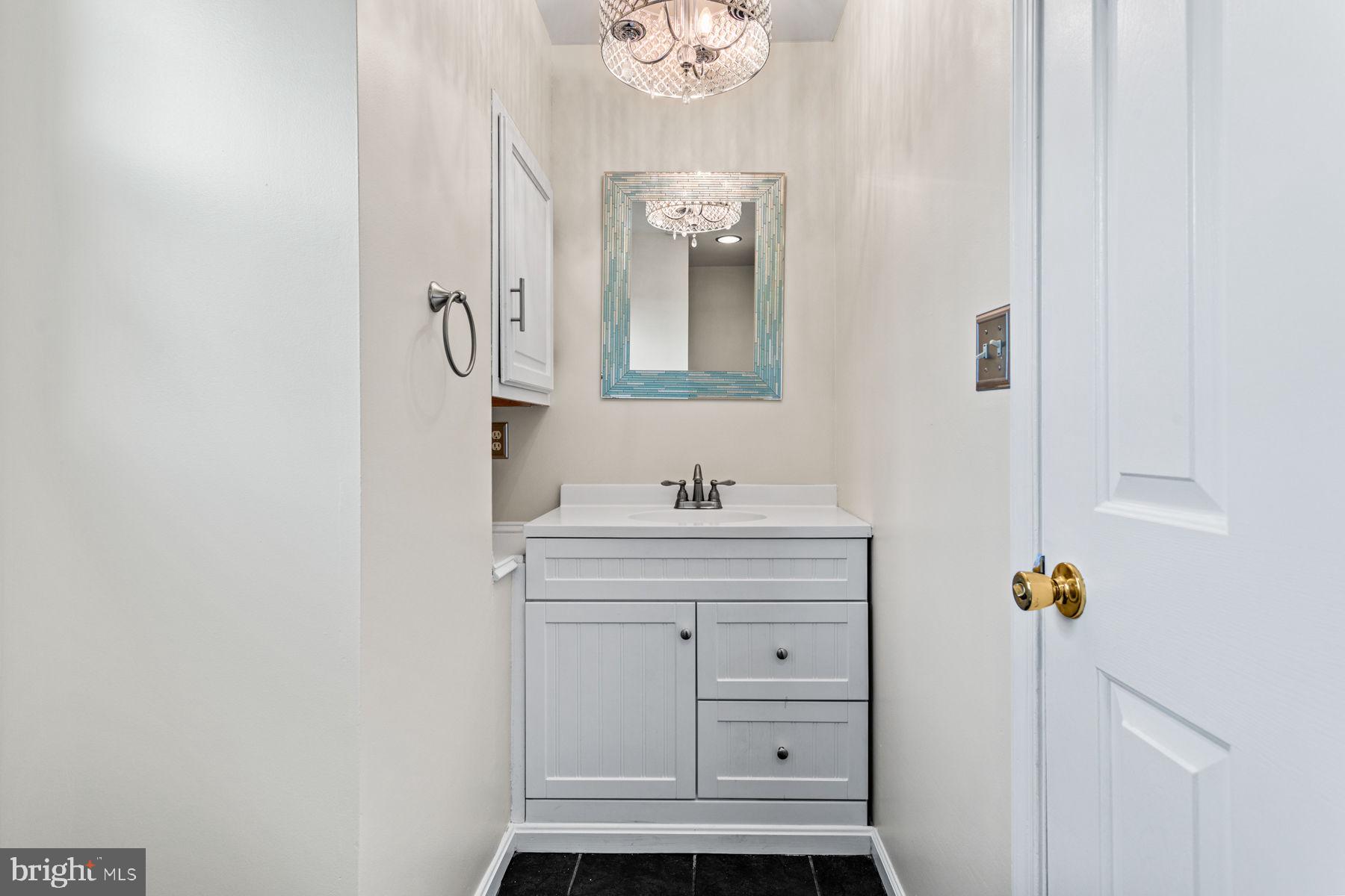 LAKE ANITA LOUISE - Residential Lease