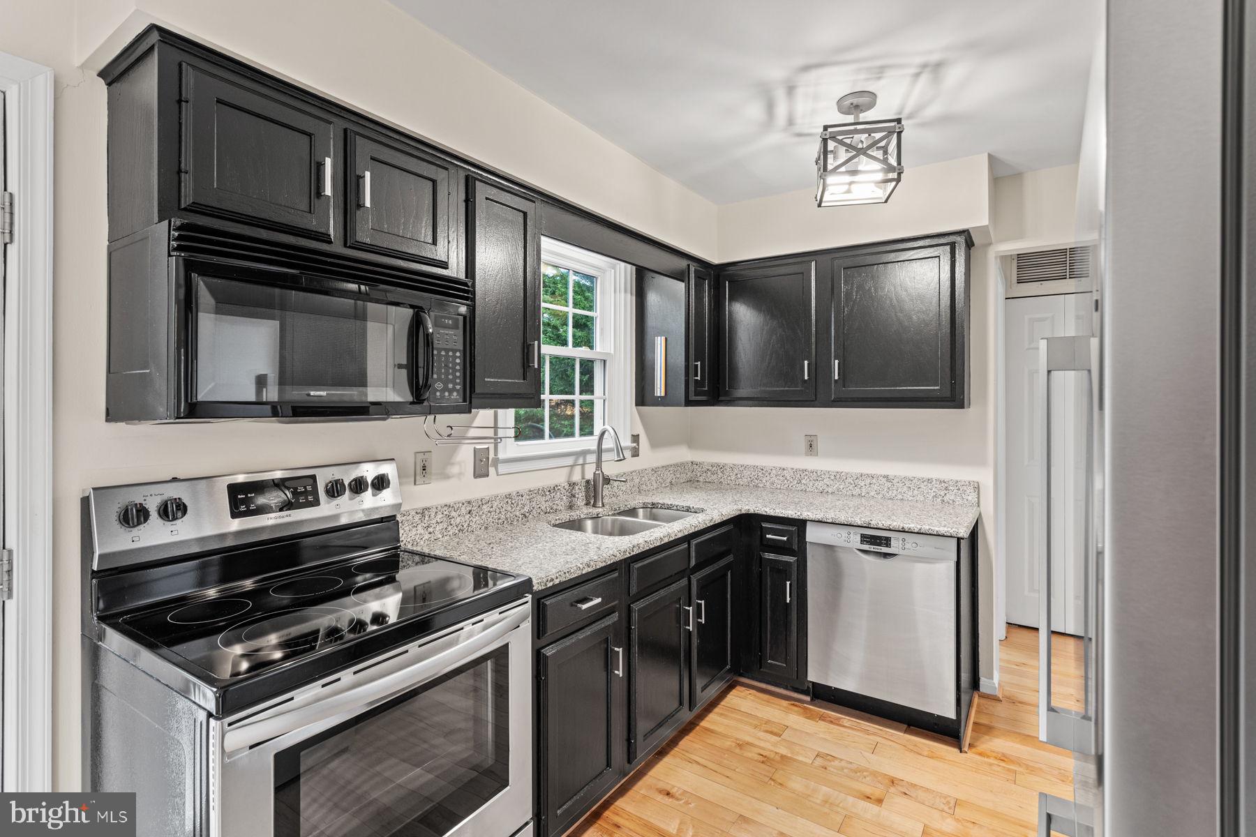 LAKE ANITA LOUISE - Residential Lease