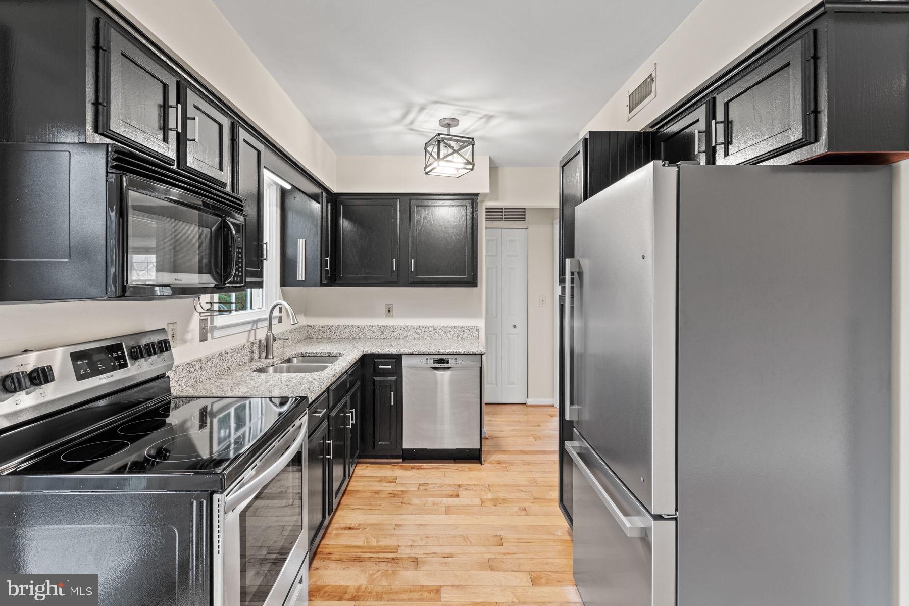 LAKE ANITA LOUISE - Residential Lease