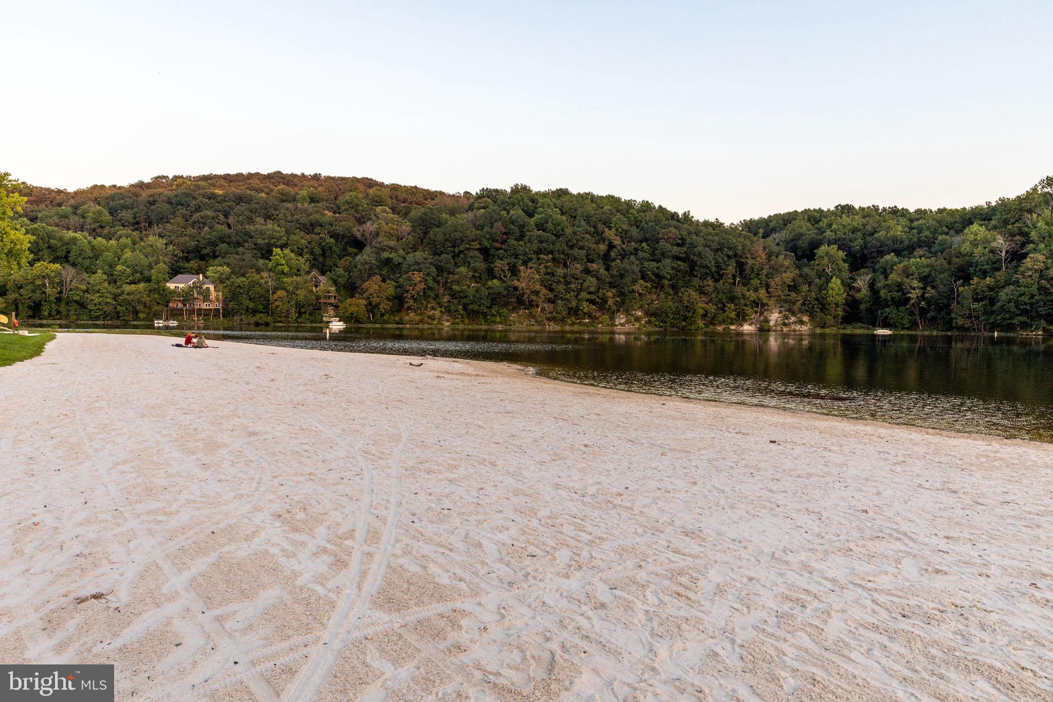 LAKE ANITA LOUISE - Residential Lease