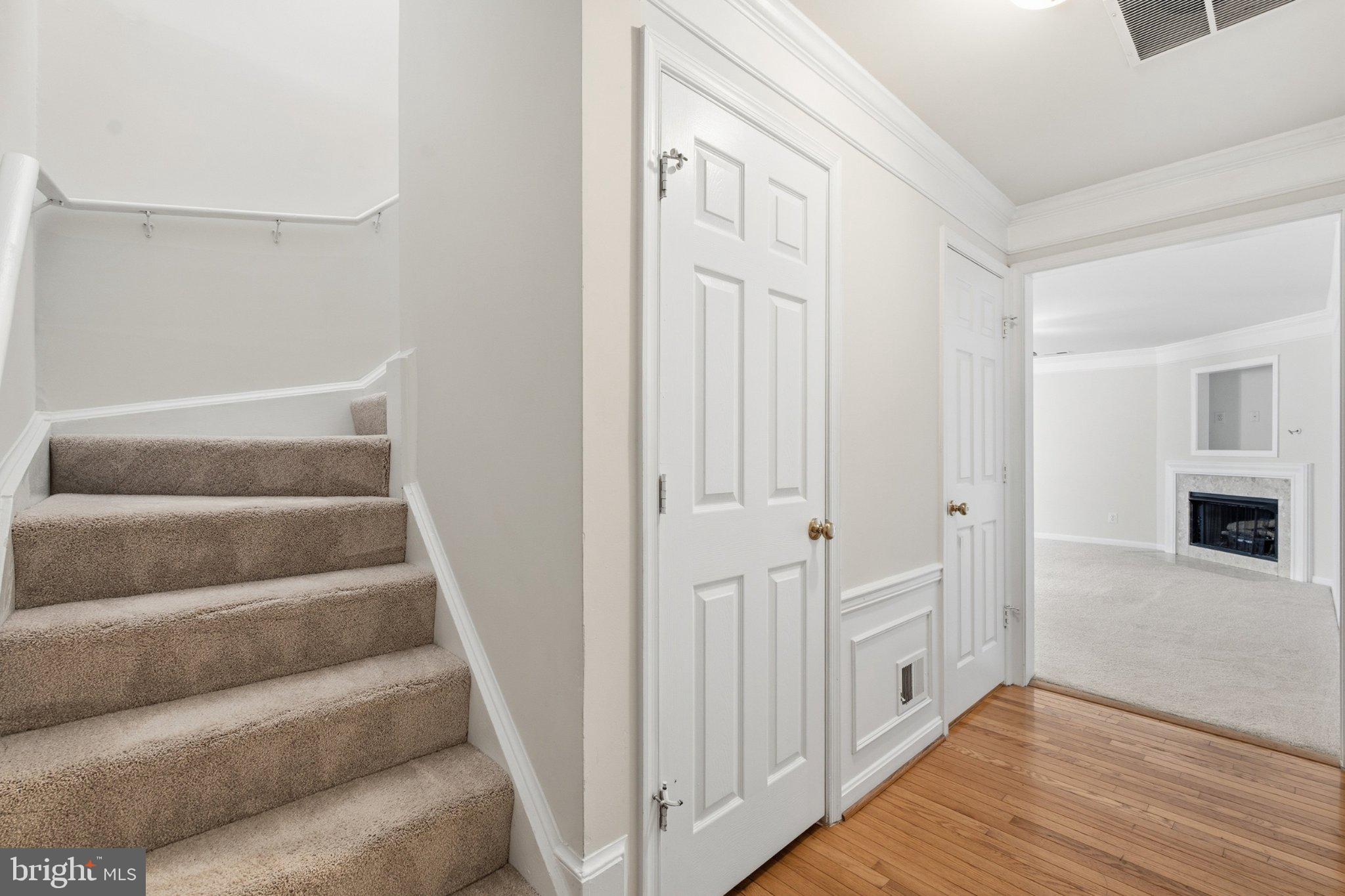 46956 COURTYARD SQUARE 303