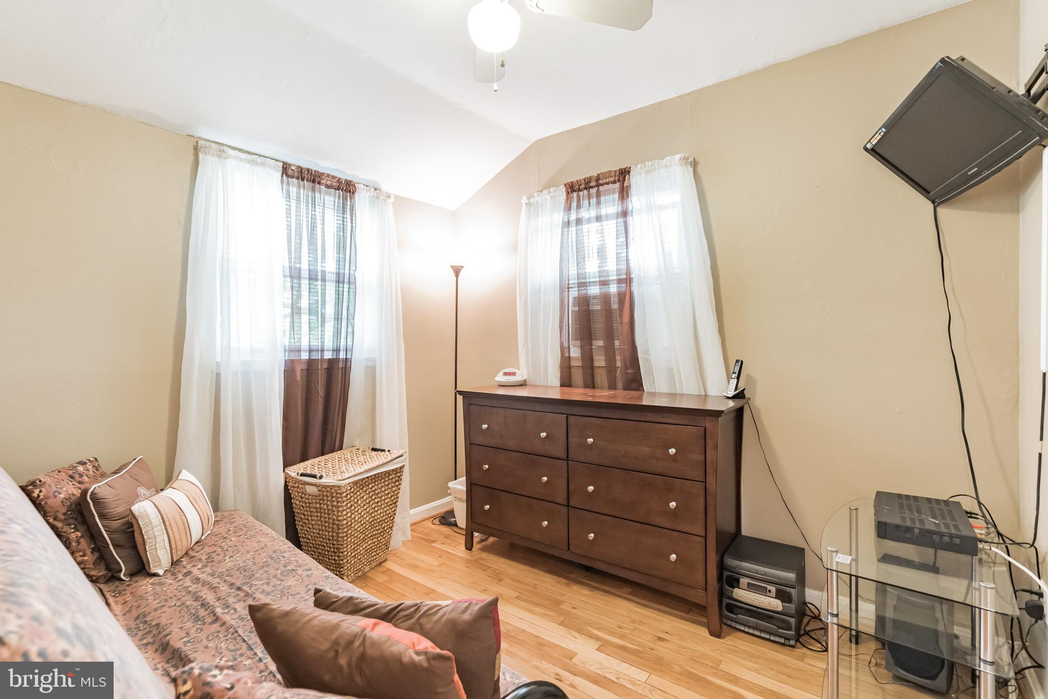 GREGORY FARMS - Residential