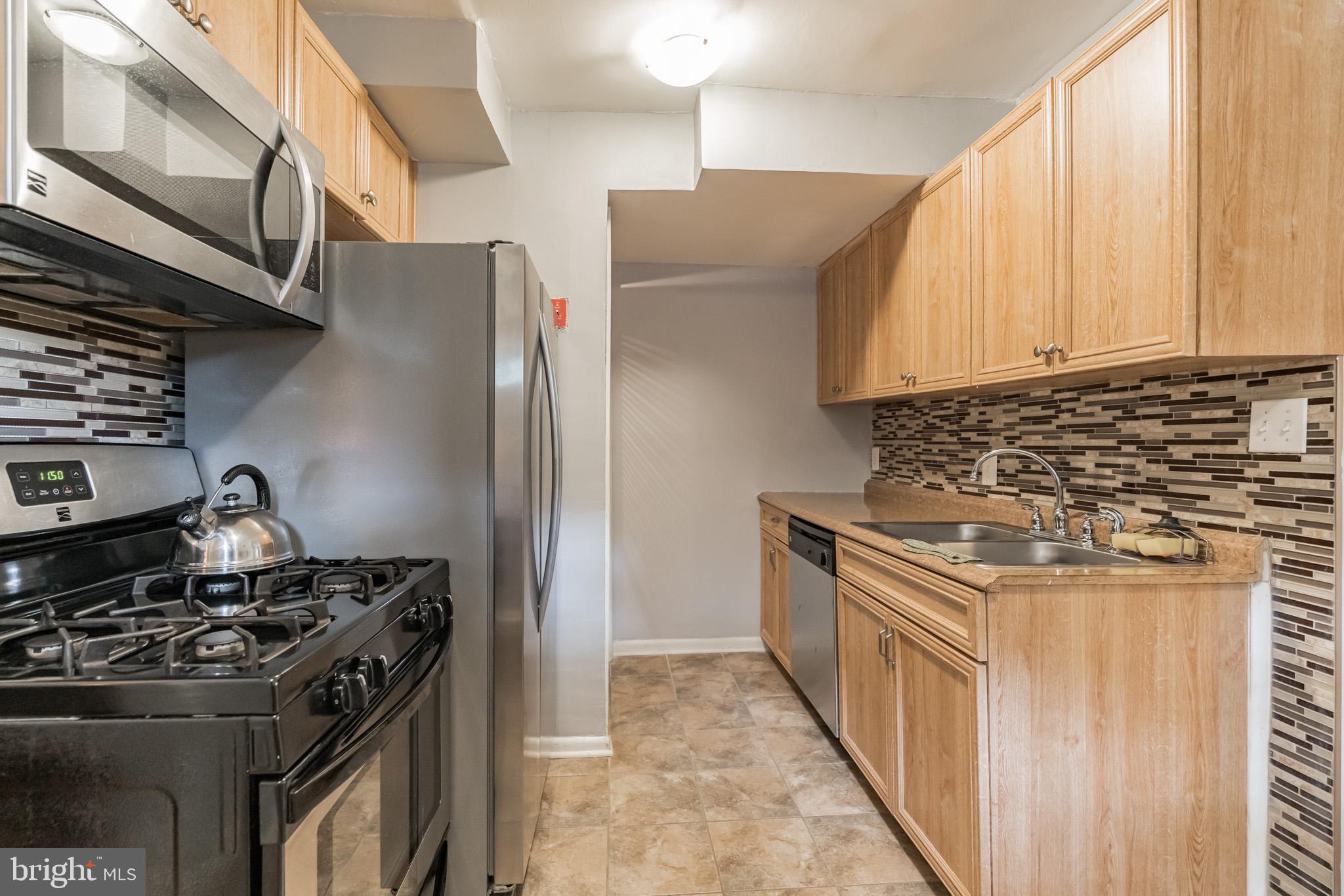 GREGORY FARMS - Residential