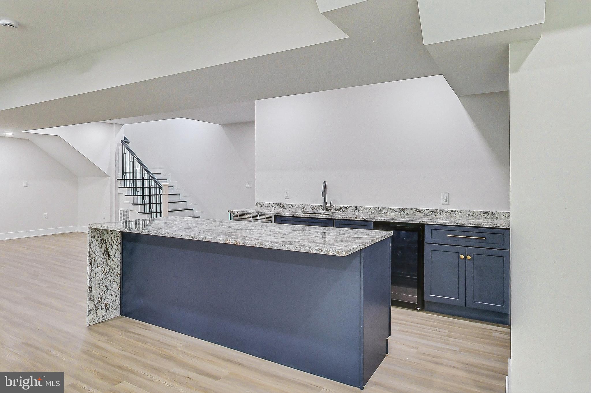 LAKELAND - Residential