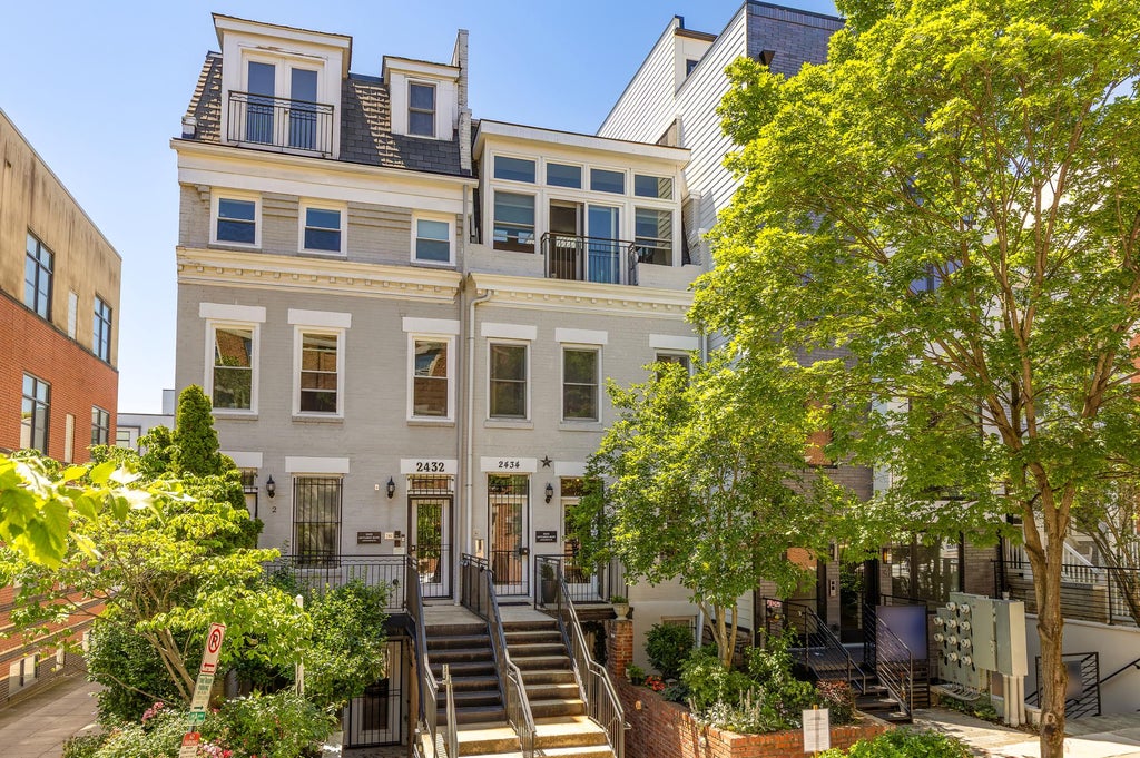 Photo of 2434 Ontario Rd NW #1, WASHINGTON, DC 20009 (MLS # DCDC2266050)