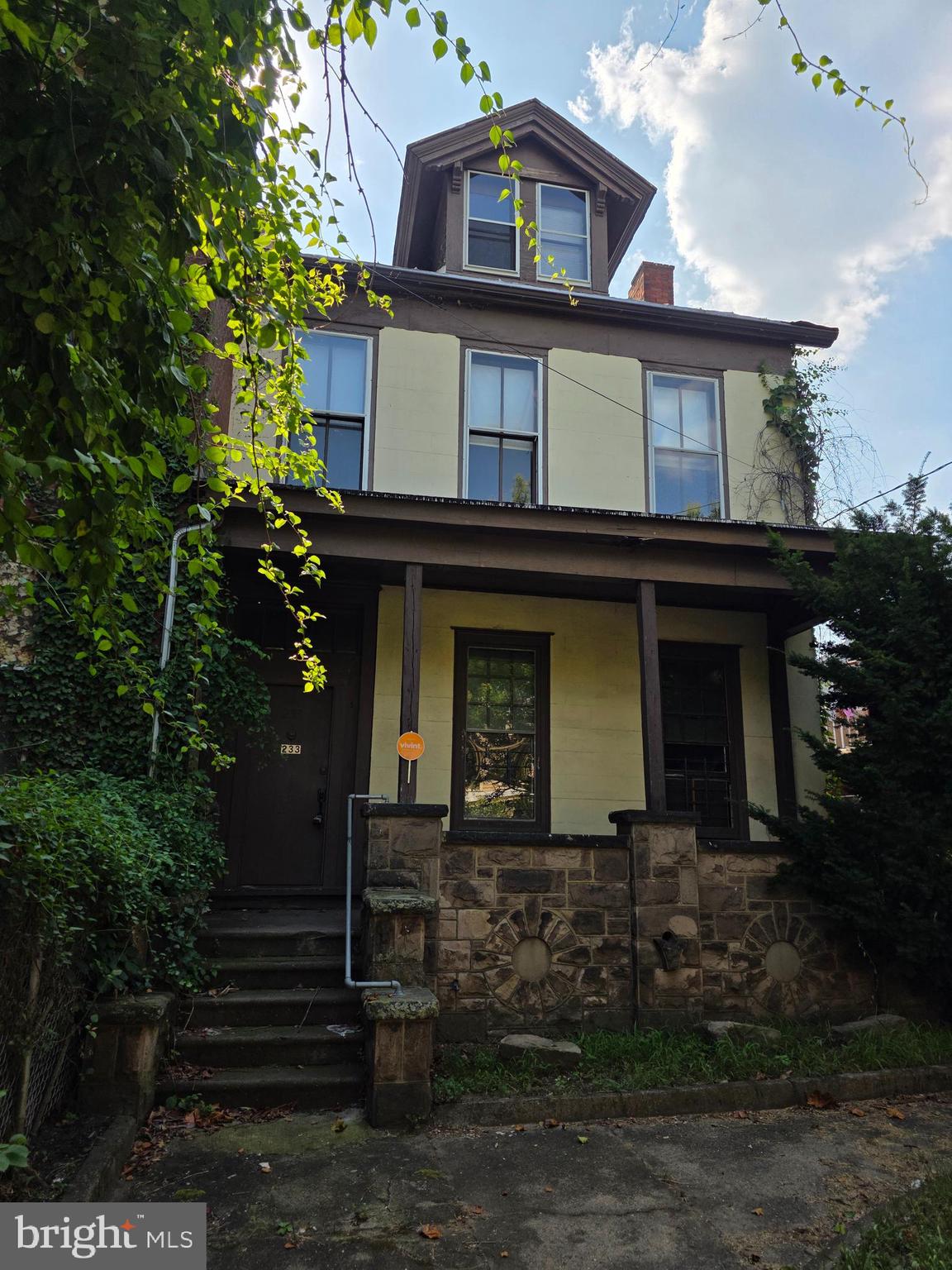 233 S CLINTON AVENUE