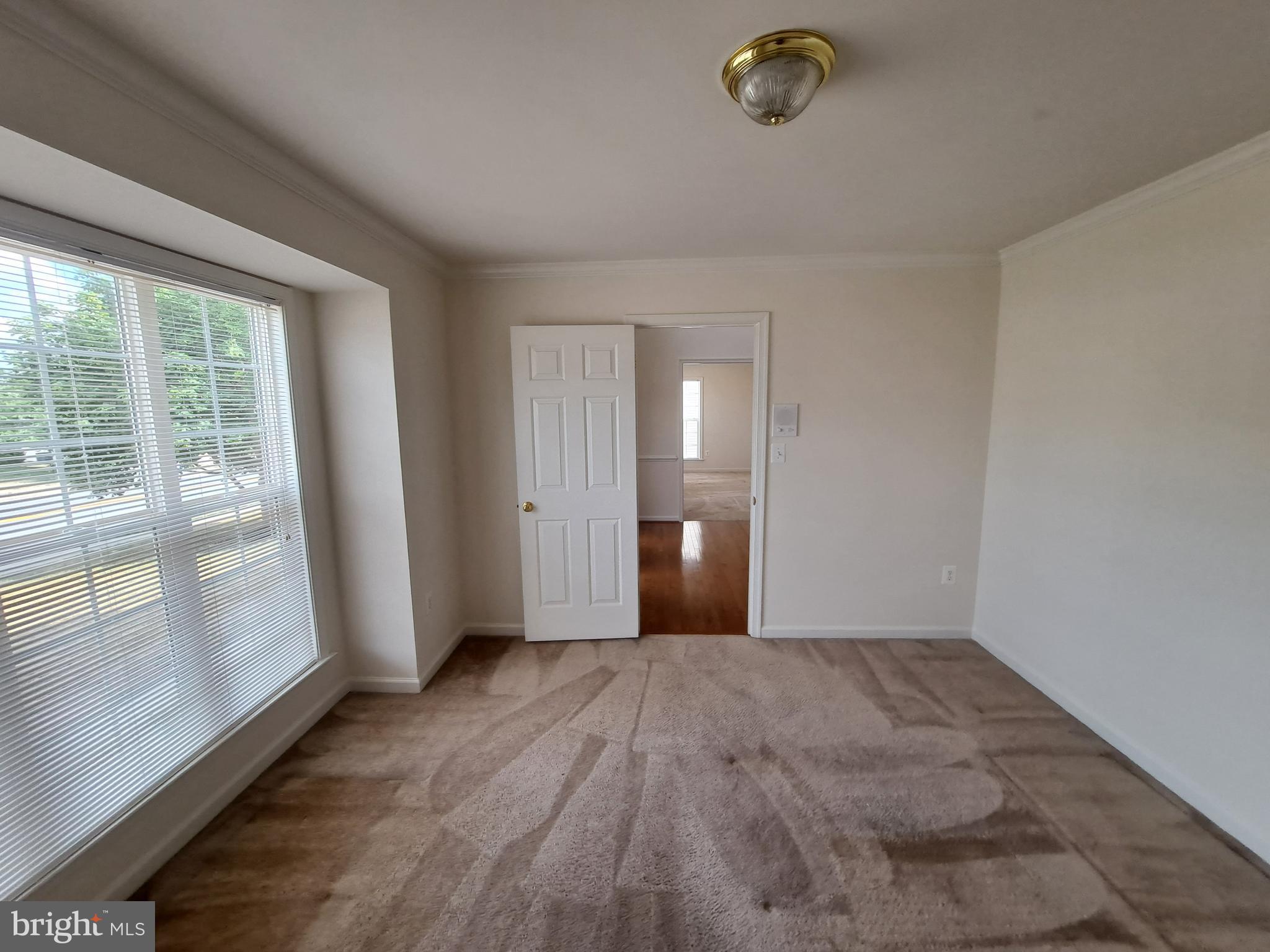 LEE'S CROSSING - Residential