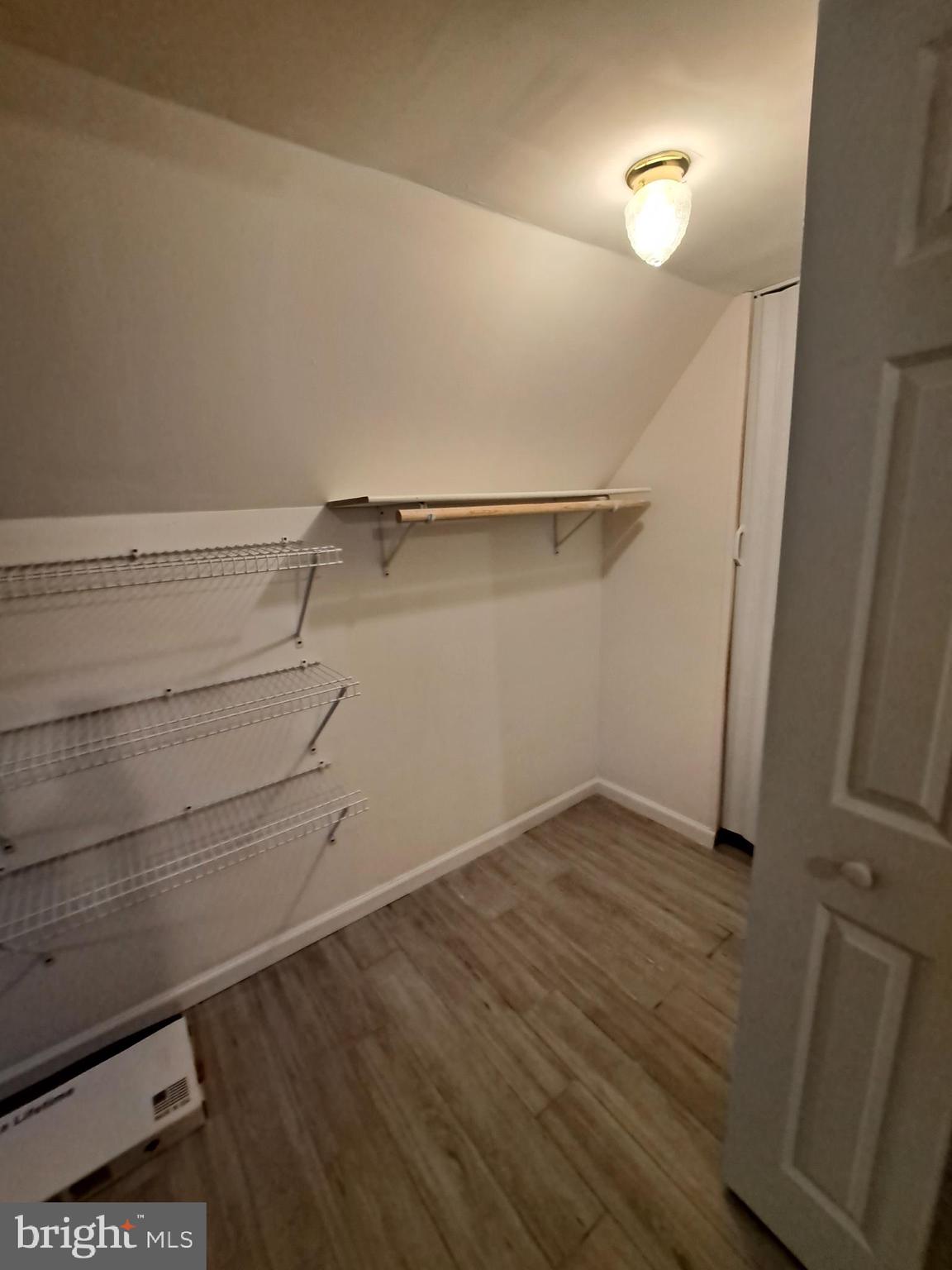 LEE'S CROSSING - Residential