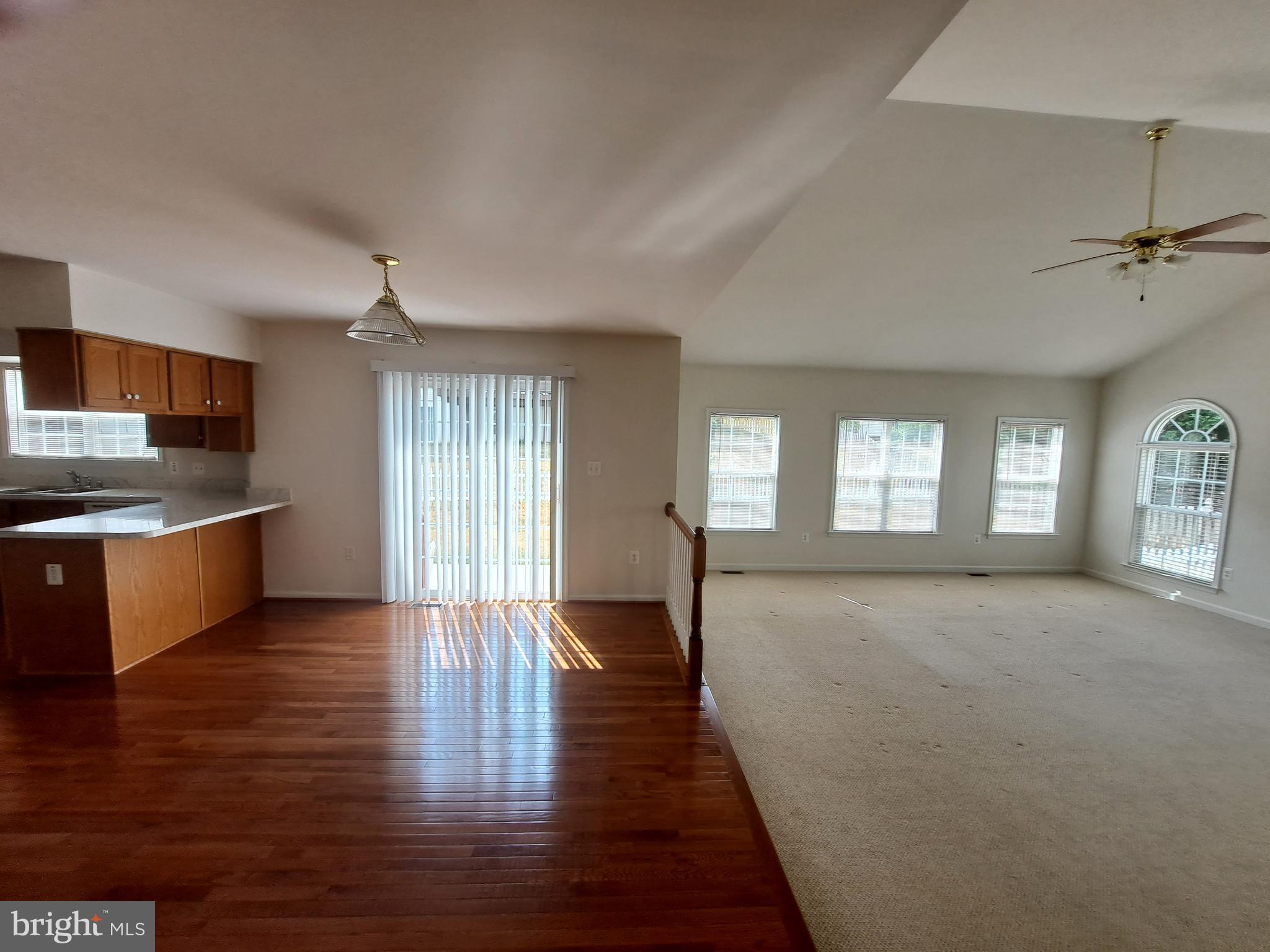 LEE'S CROSSING - Residential