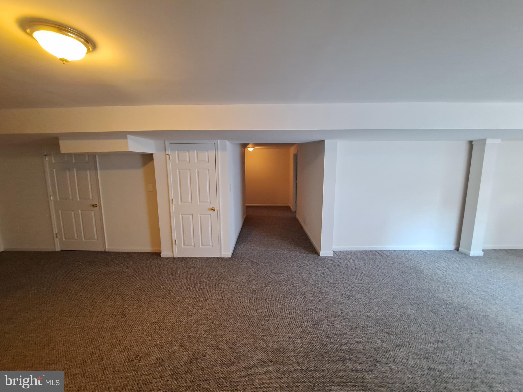 LEE'S CROSSING - Residential