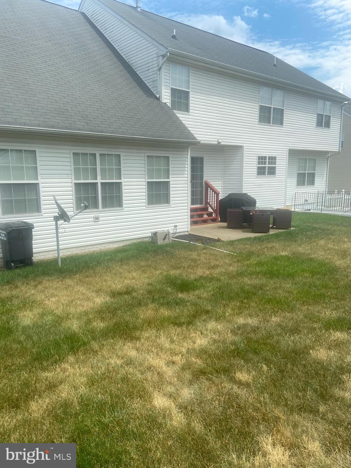 LEE'S CROSSING - Residential