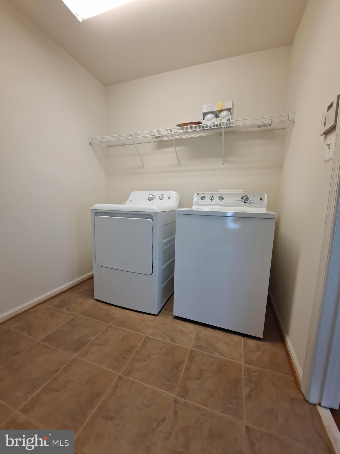 LEE'S CROSSING - Residential