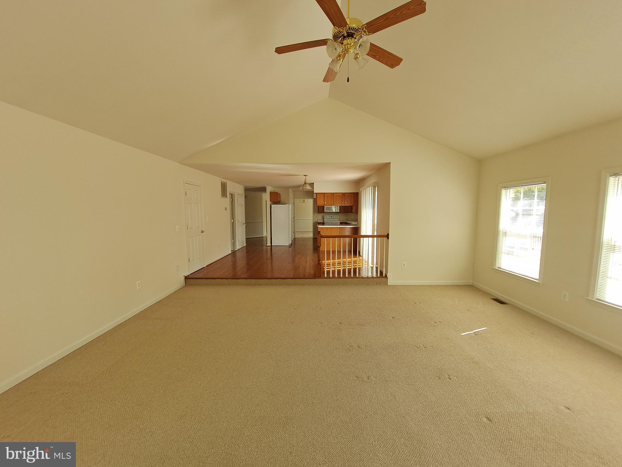 LEE'S CROSSING - Residential