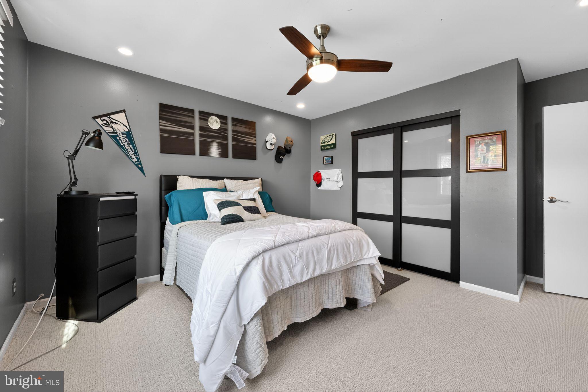 WINDMILL VIL - Residential