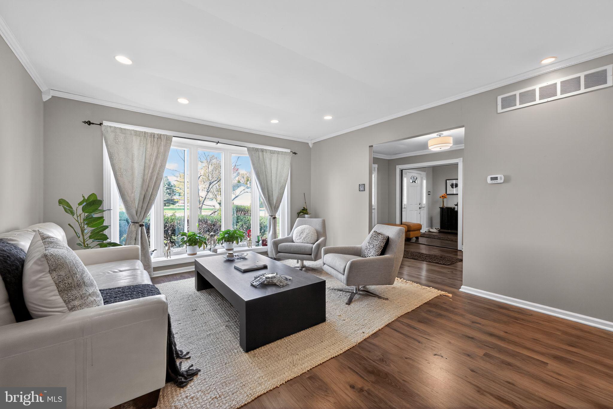 WINDMILL VIL - Residential