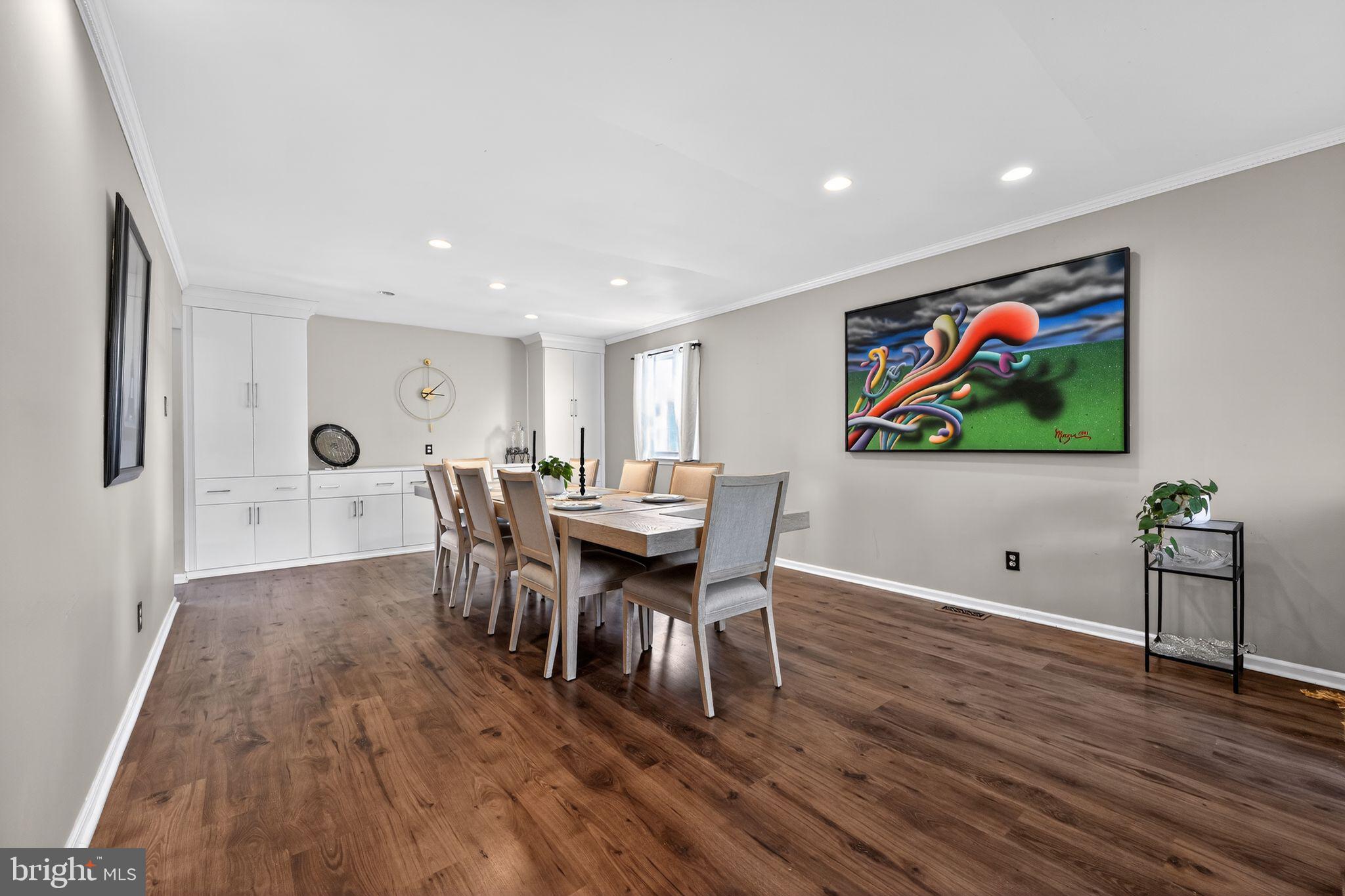 WINDMILL VIL - Residential