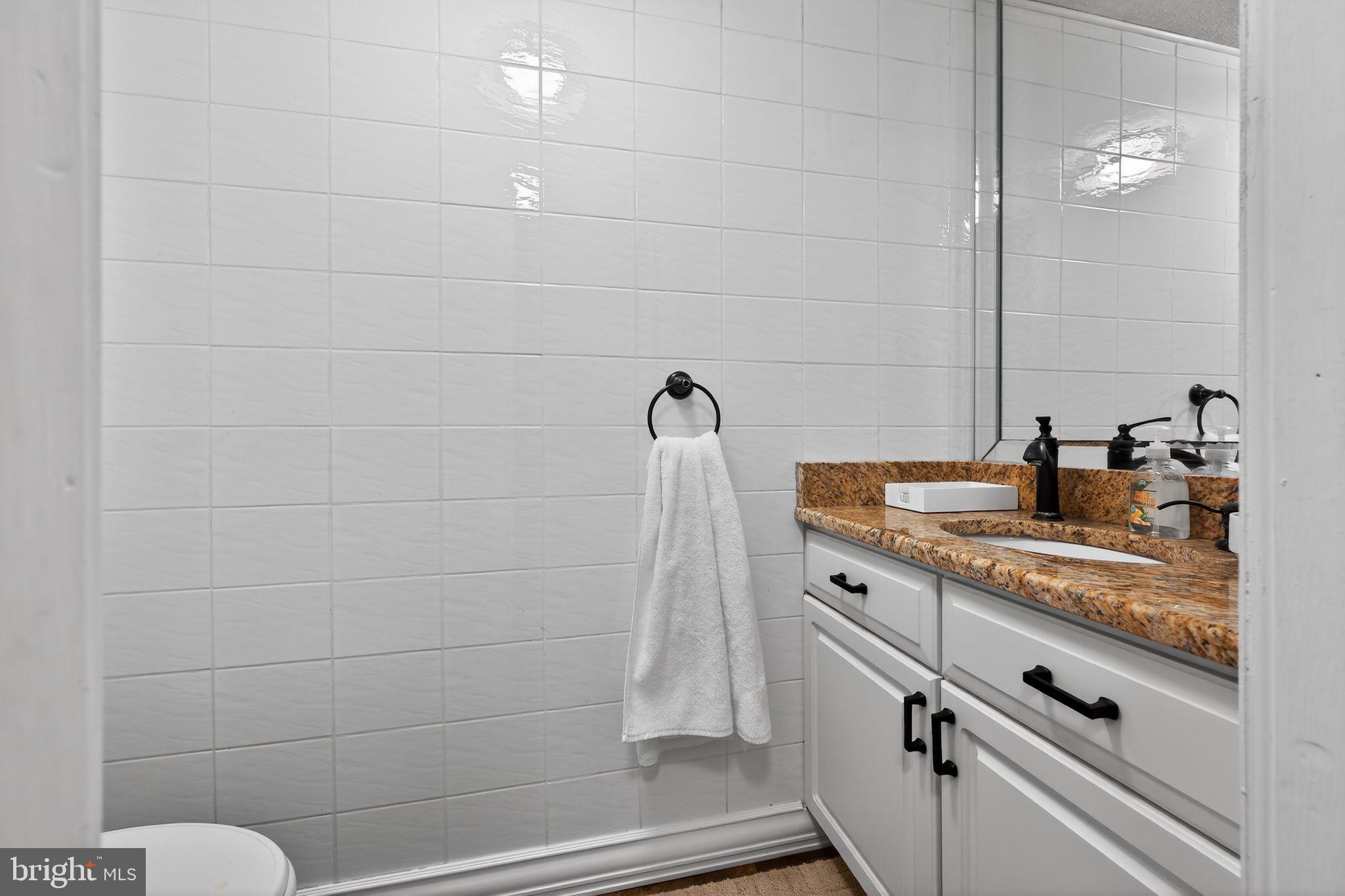 WINDMILL VIL - Residential