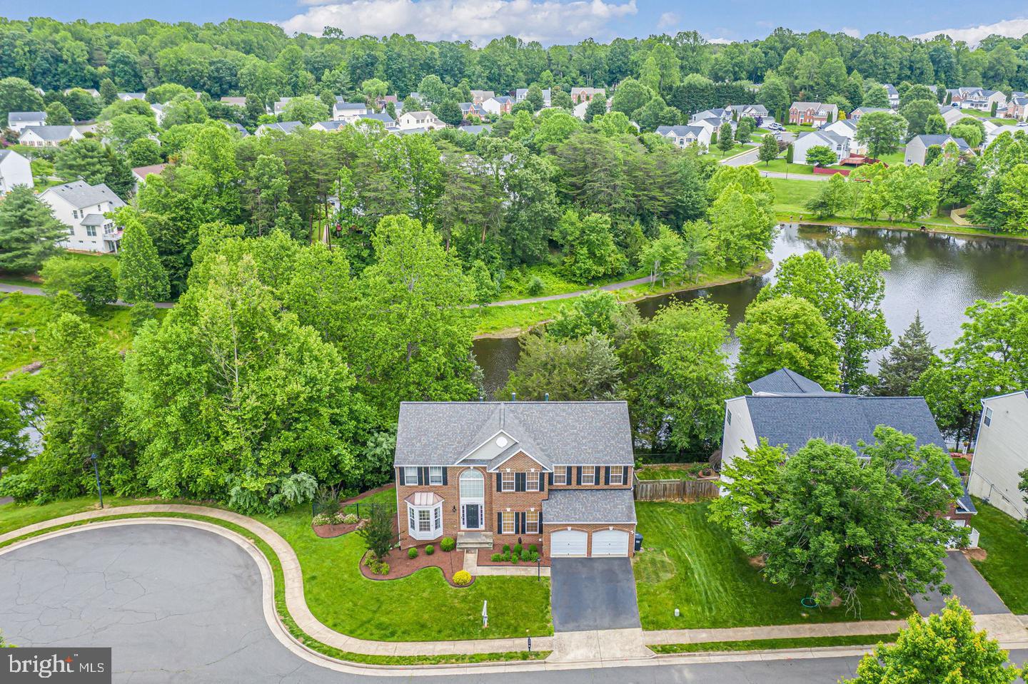 5223 DAYBREAK LANE