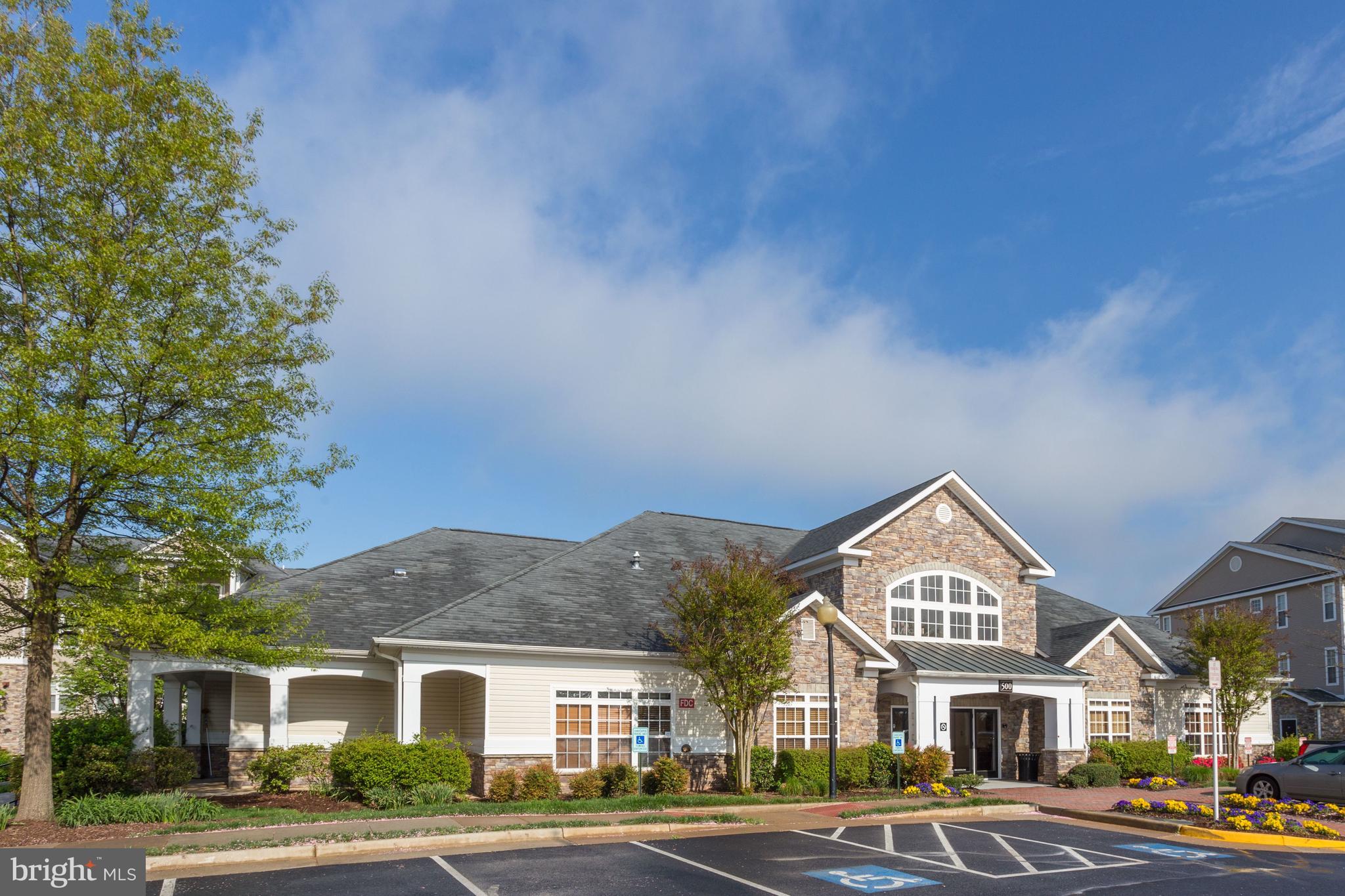 STRATFORD CLUB - Residential