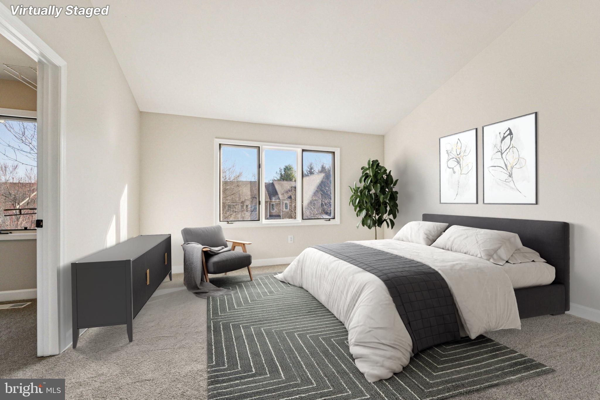 SUMMIT CHASE - Residential