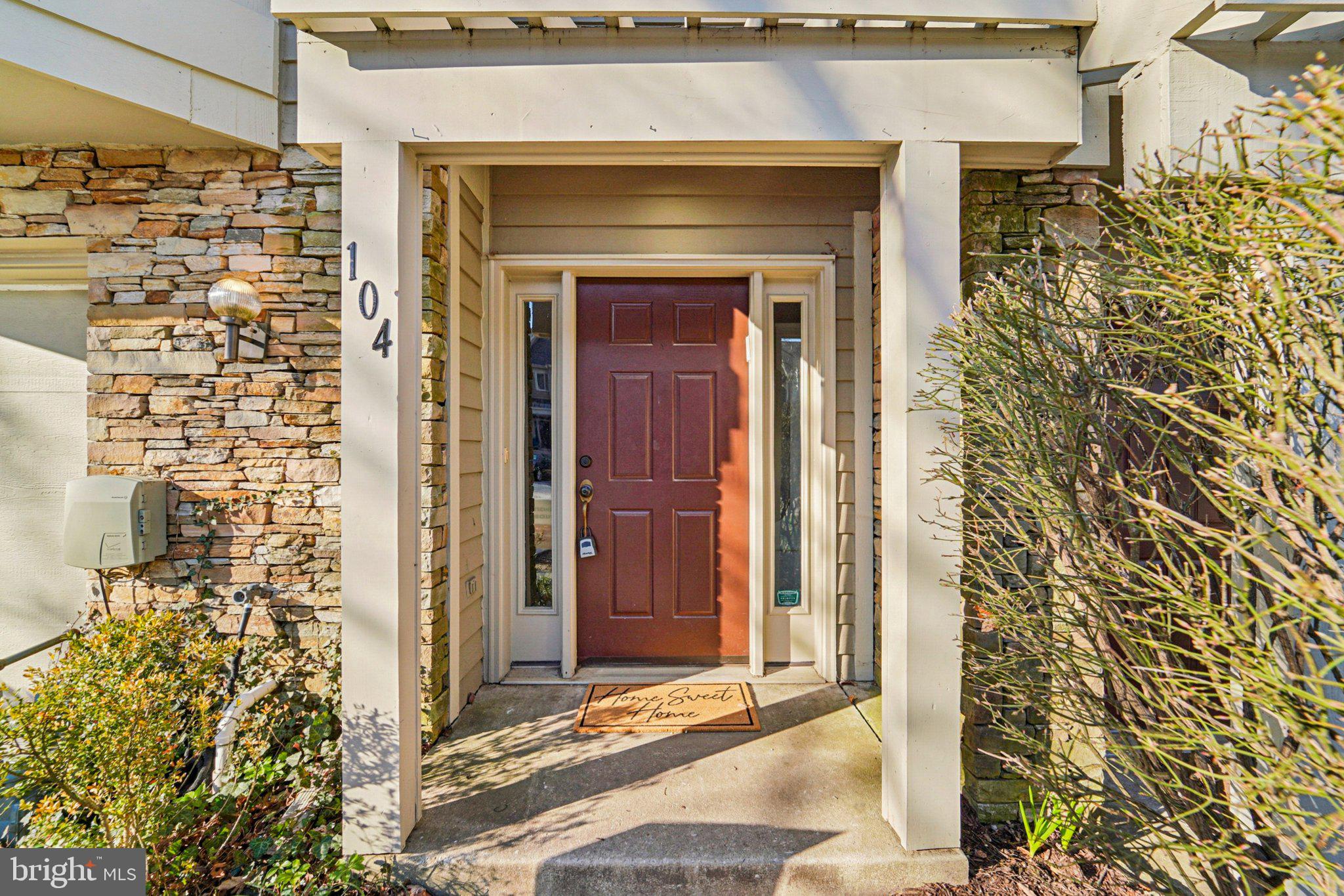 SUMMIT CHASE - Residential