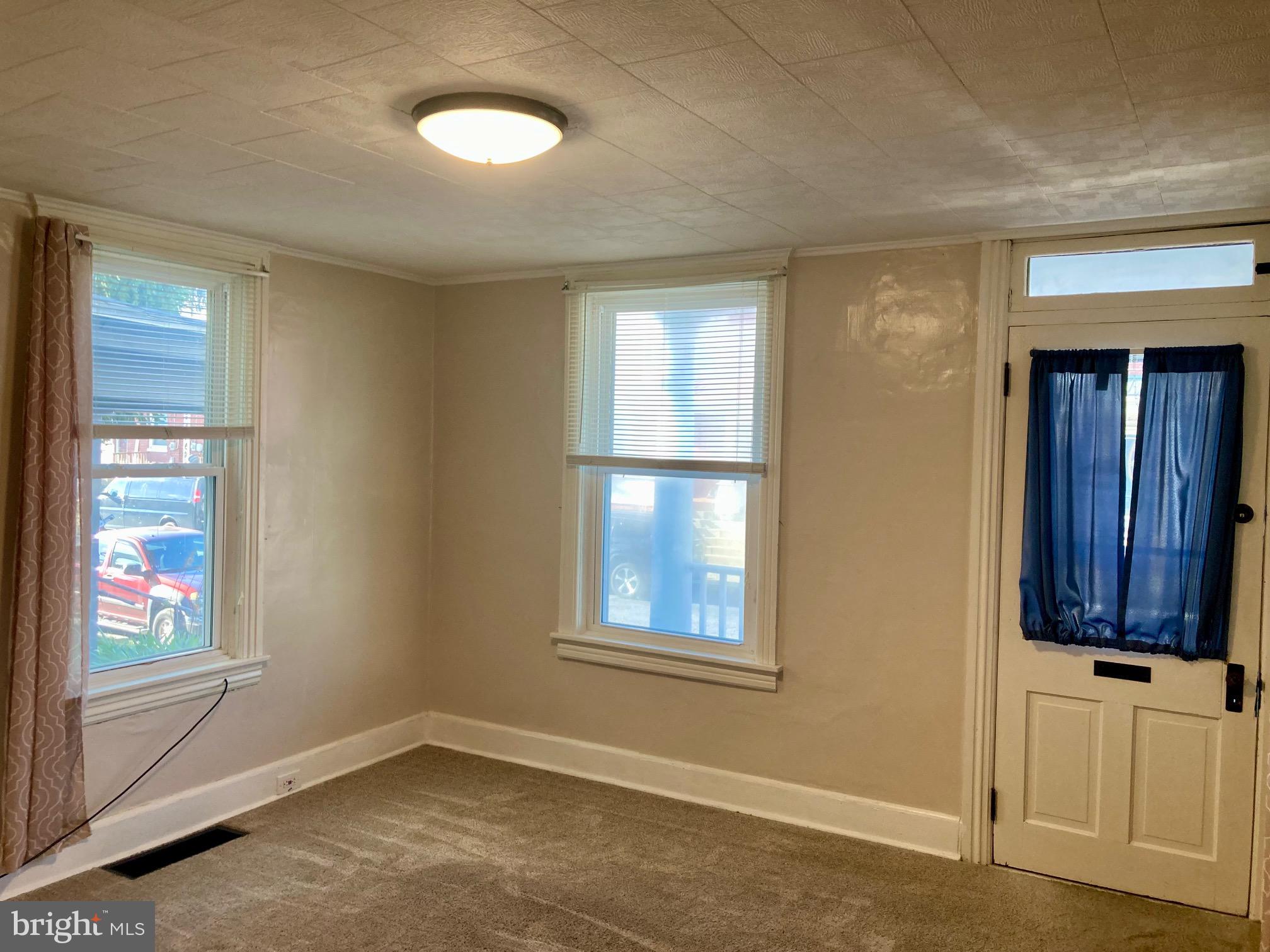 WAYNESBORO - Residential