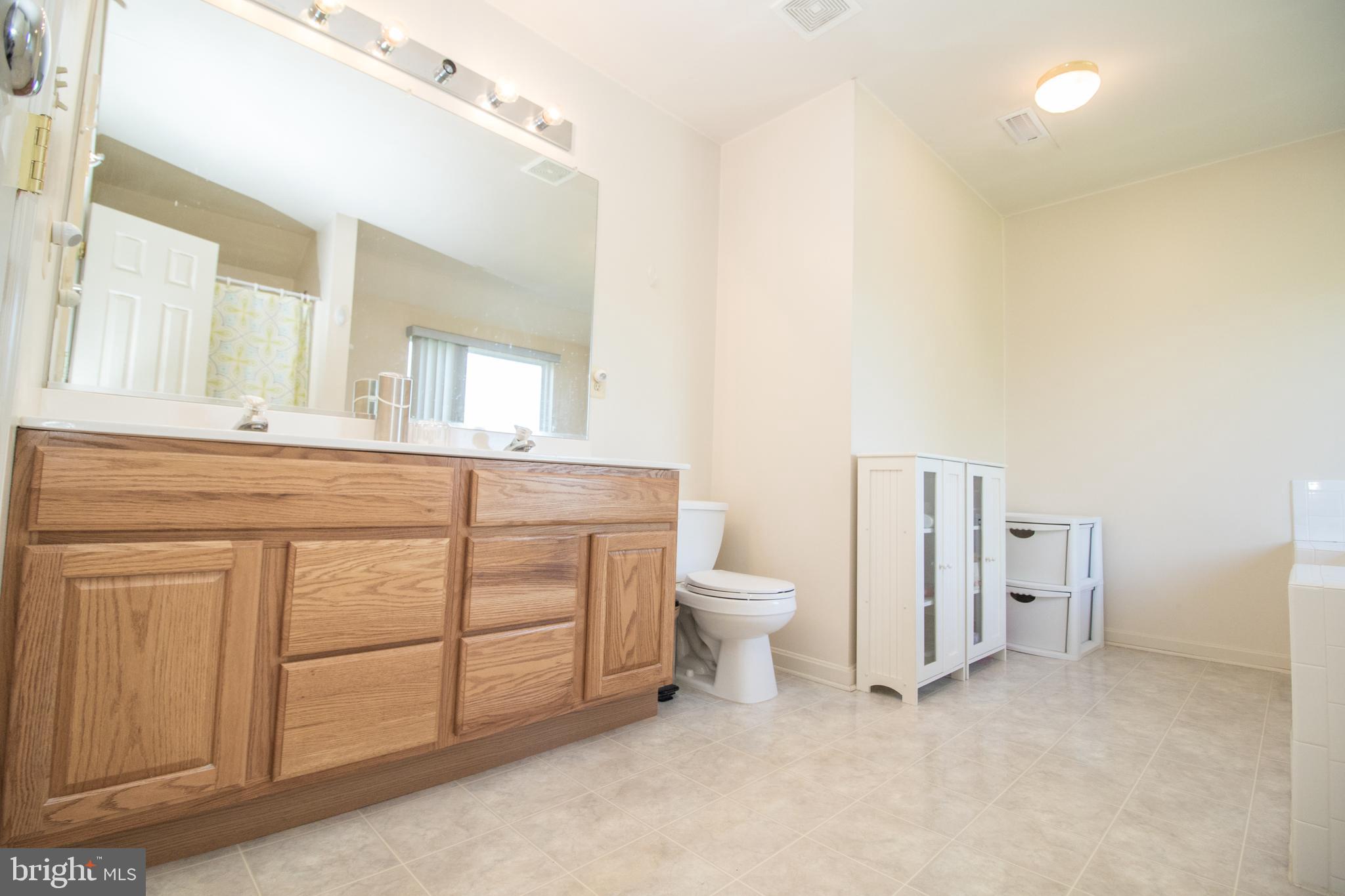 MEADOW LAKE - Residential