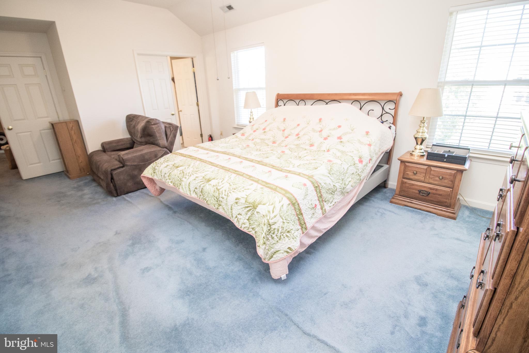 MEADOW LAKE - Residential