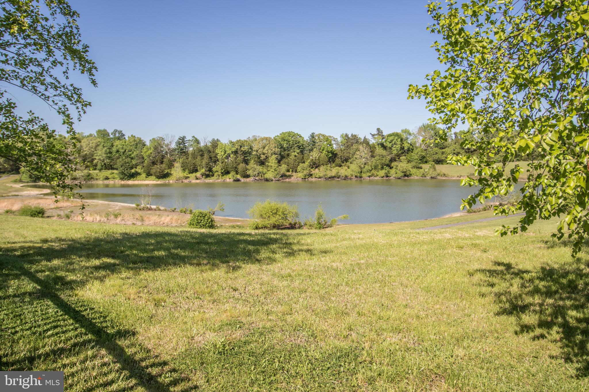 MEADOW LAKE - Residential