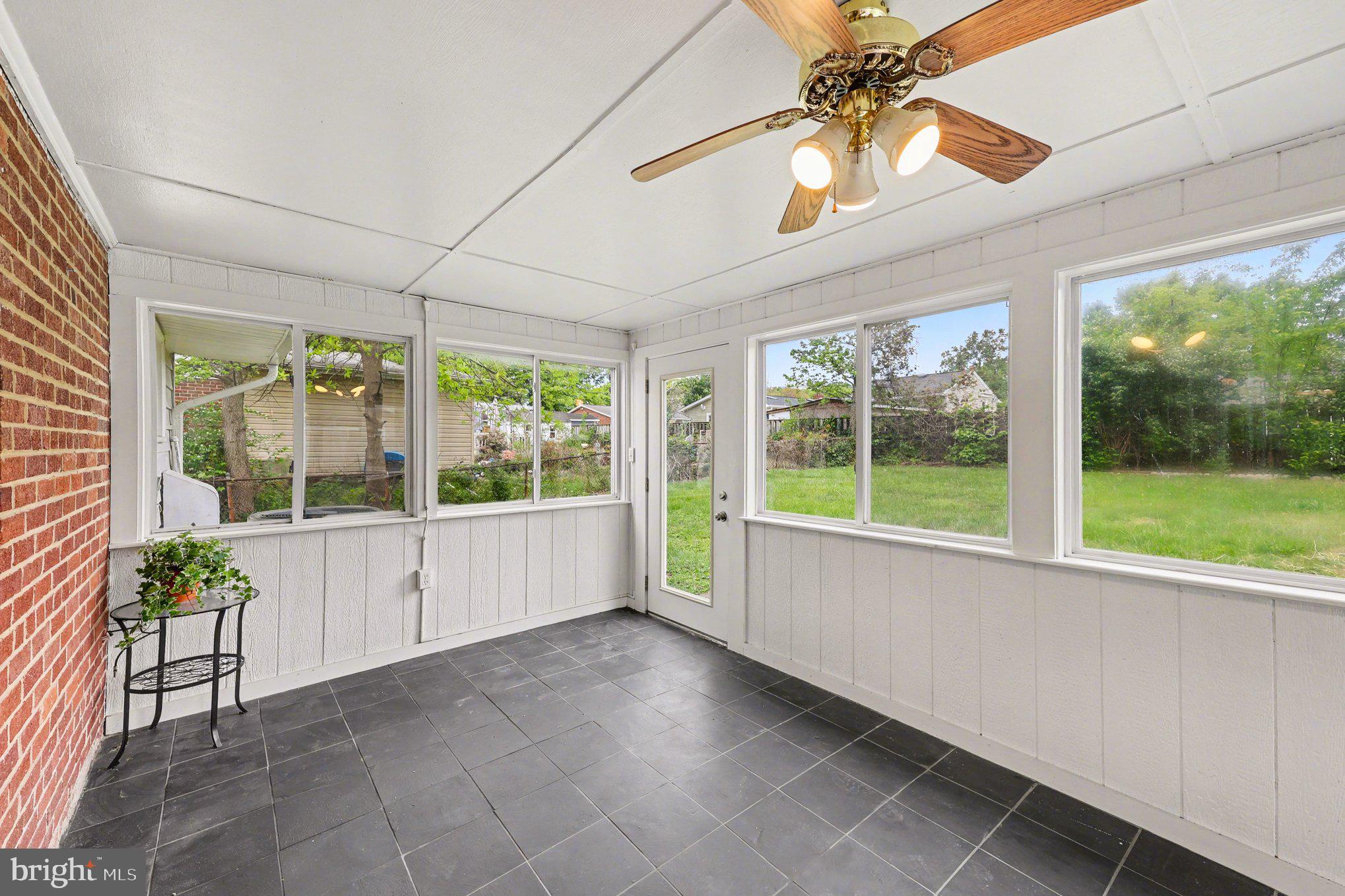 EDSALL PARK - Residential