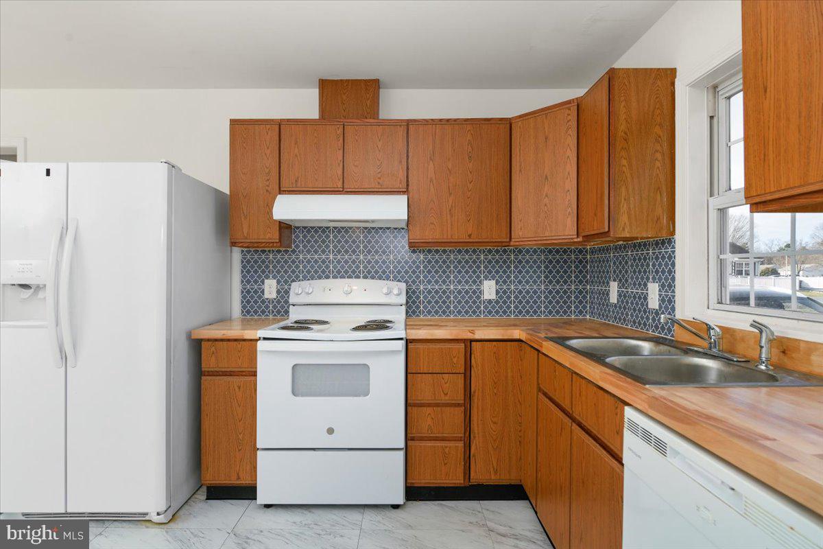 SOMERSET LANDING - Residential