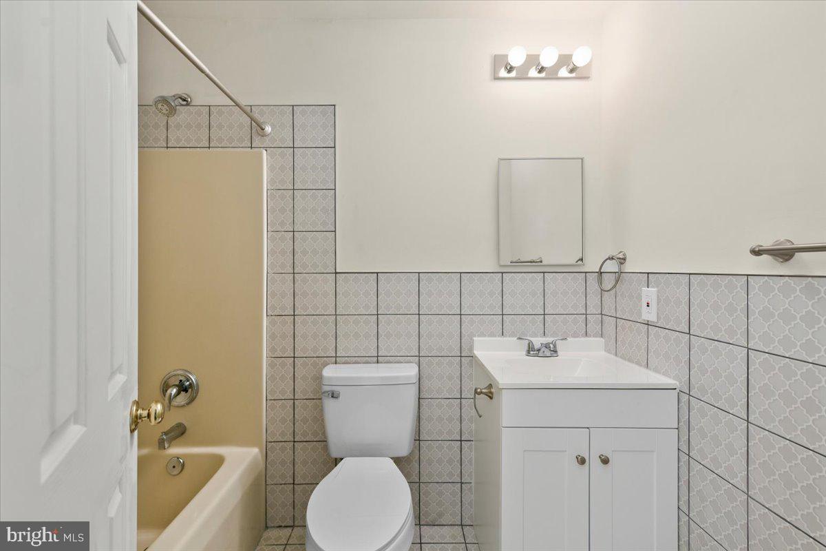 SOMERSET LANDING - Residential