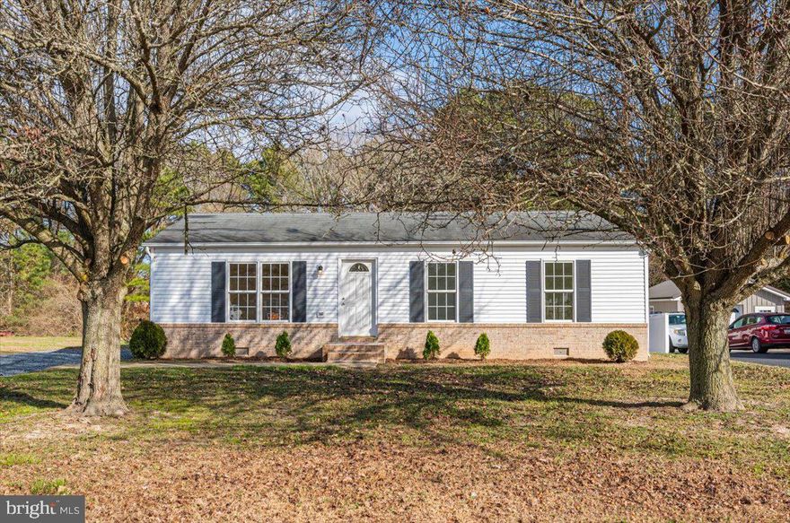 Take a look at this beautiful, well maintained 3 bed 1 bath rancher style home. This home is in the area of New Construction homes, which is very good for value increase.