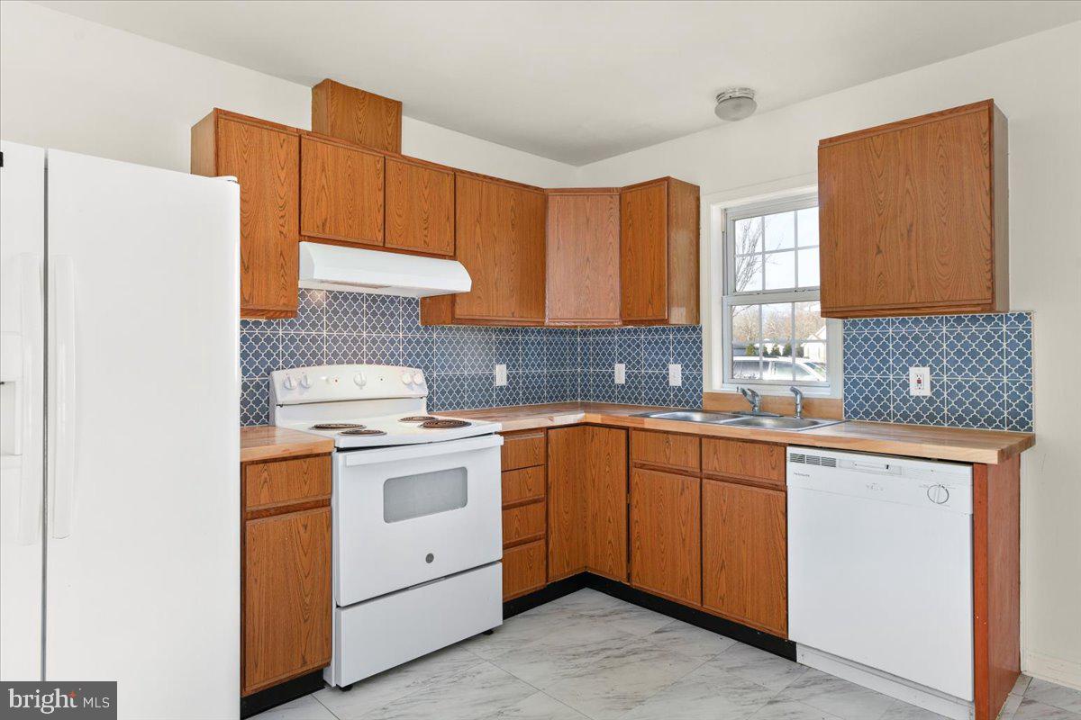 SOMERSET LANDING - Residential