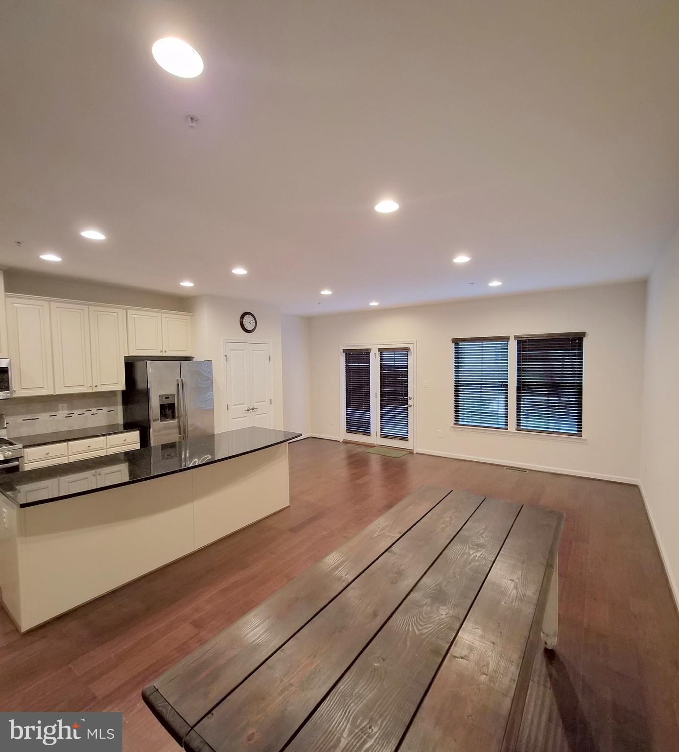 9128 LANDON HOUSE LANE