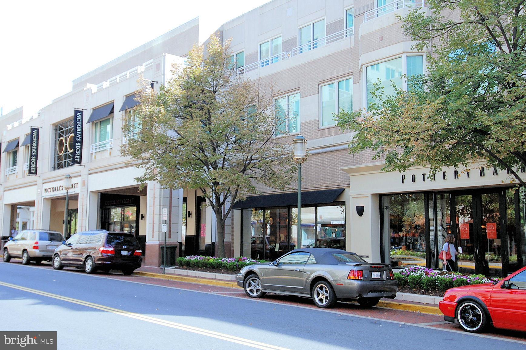 RESTON - Residential