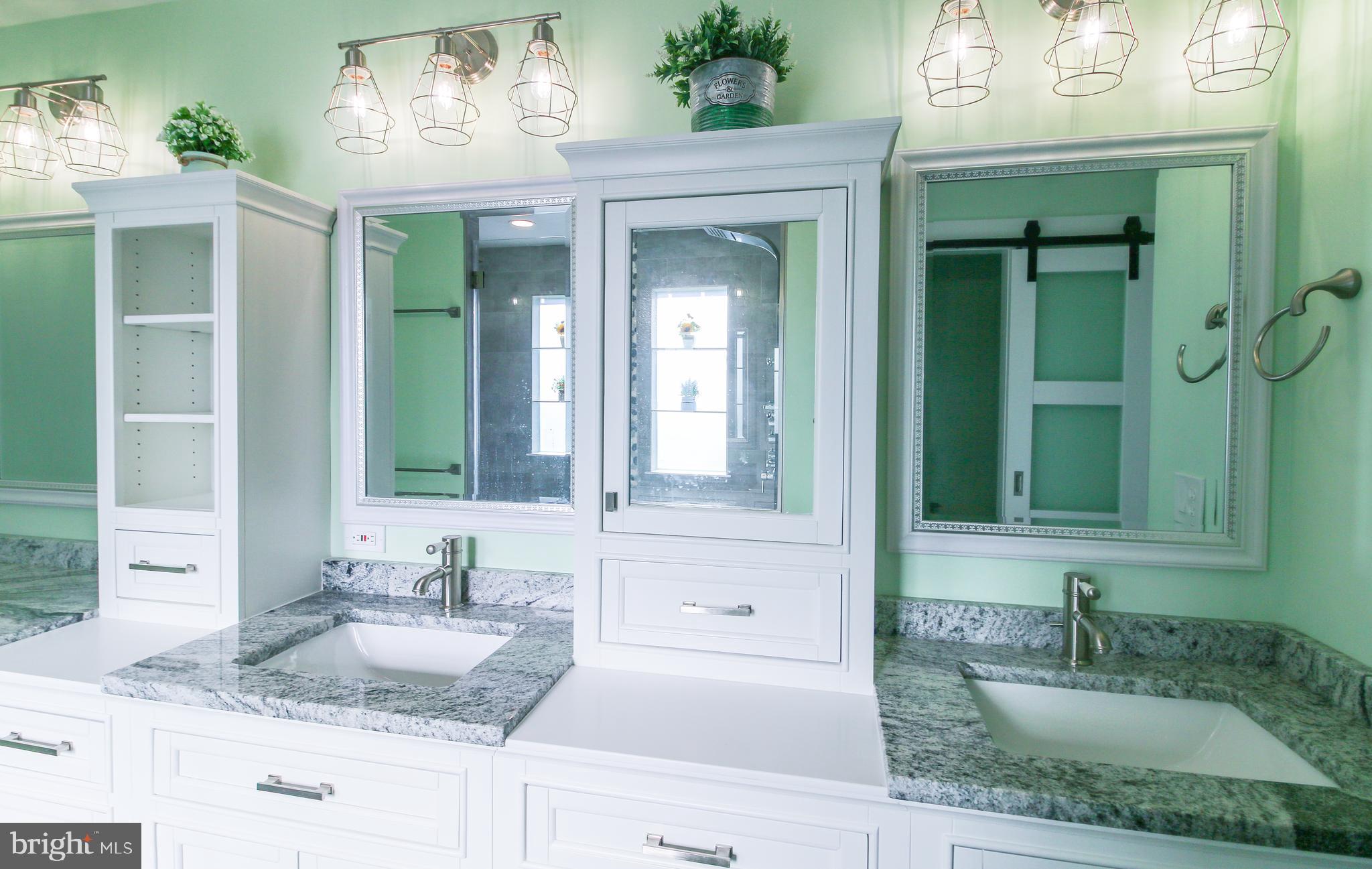 CROSS POINT - Residential