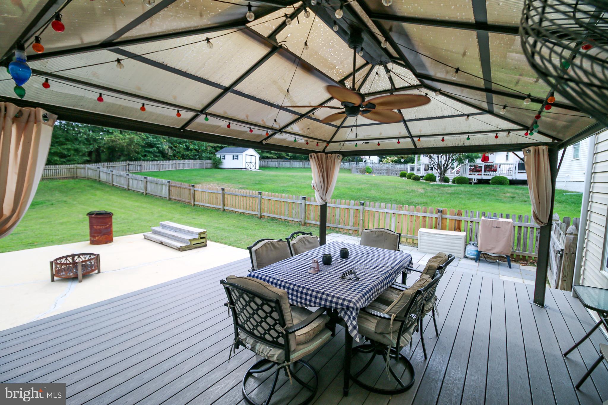 CROSS POINT - Residential