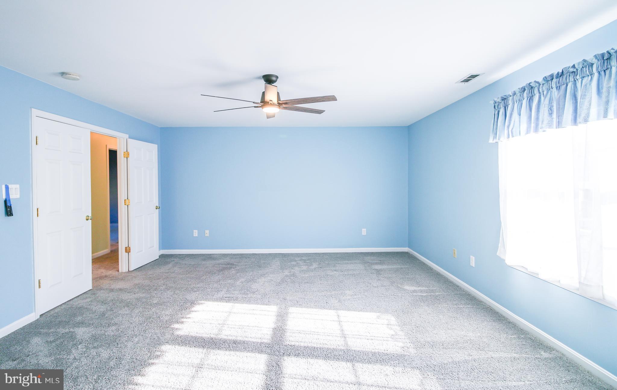 CROSS POINT - Residential