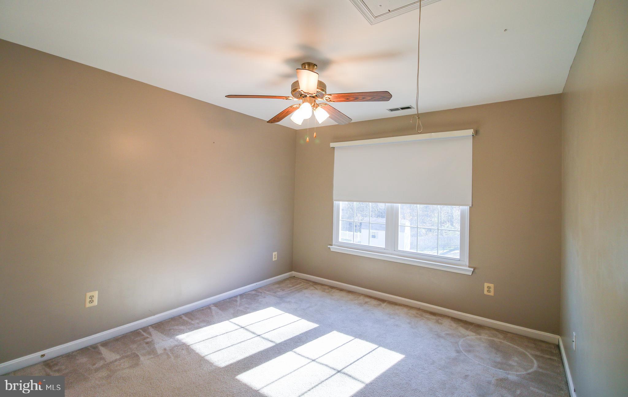 CROSS POINT - Residential