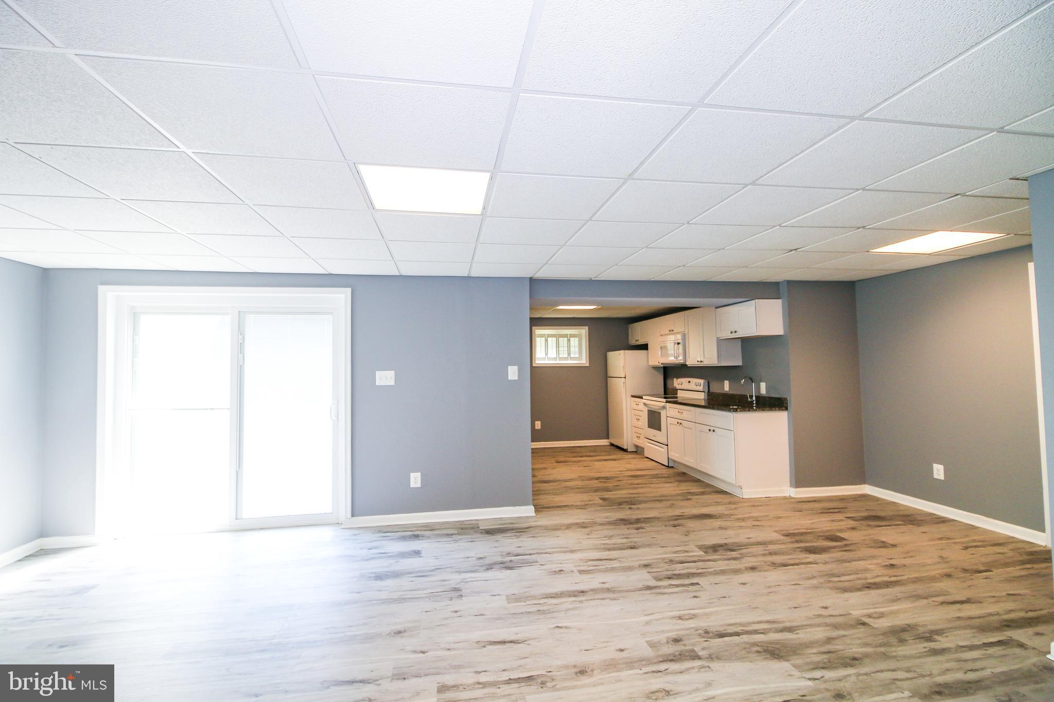 CROSS POINT - Residential