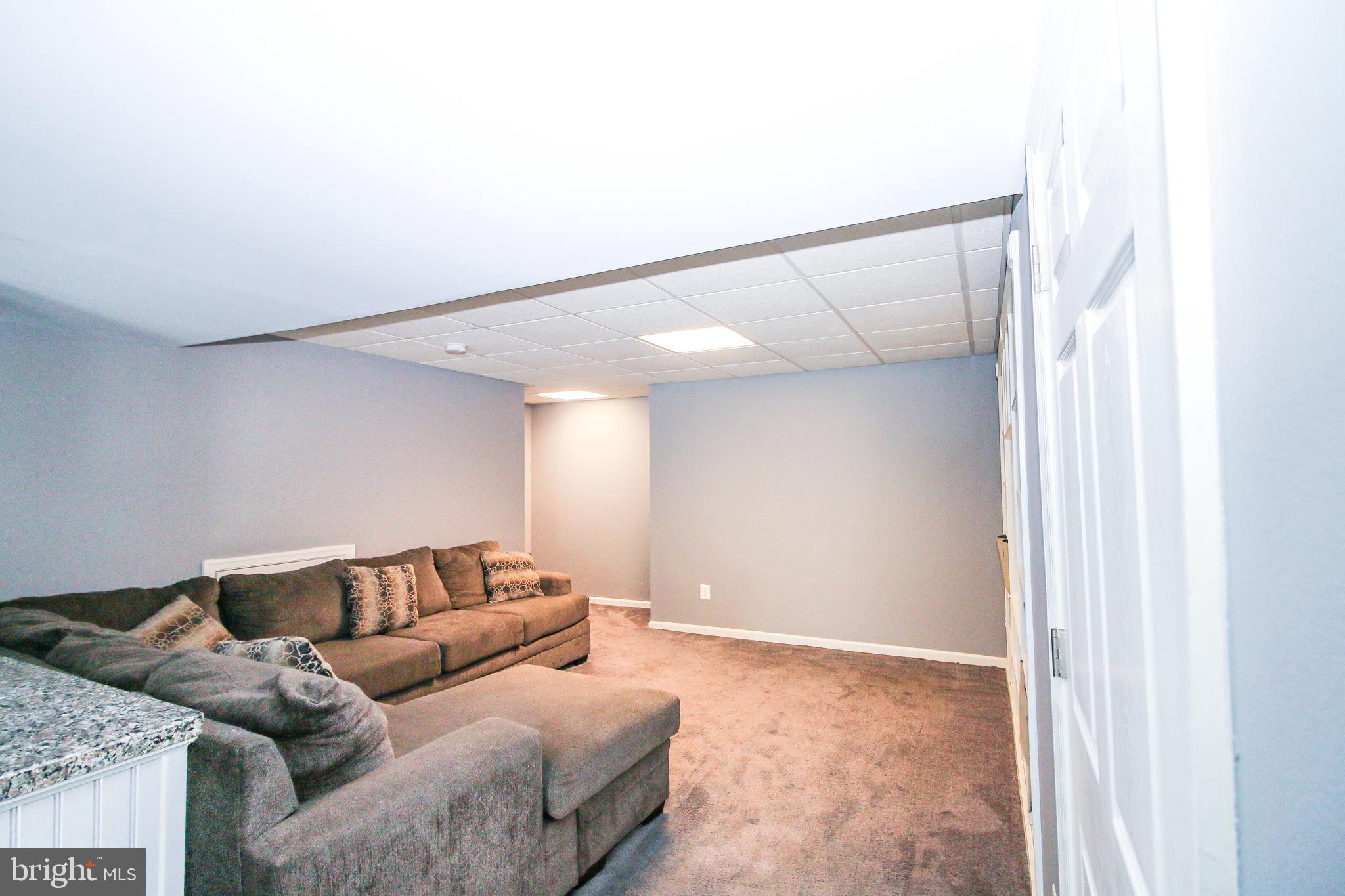 CROSS POINT - Residential