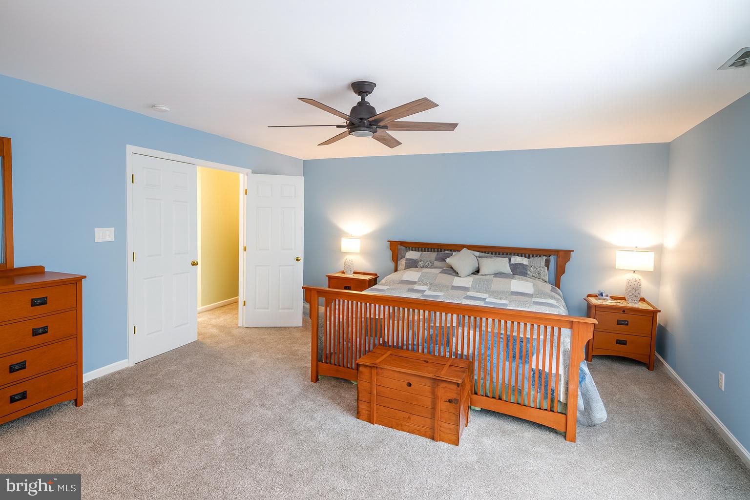 CROSS POINT - Residential