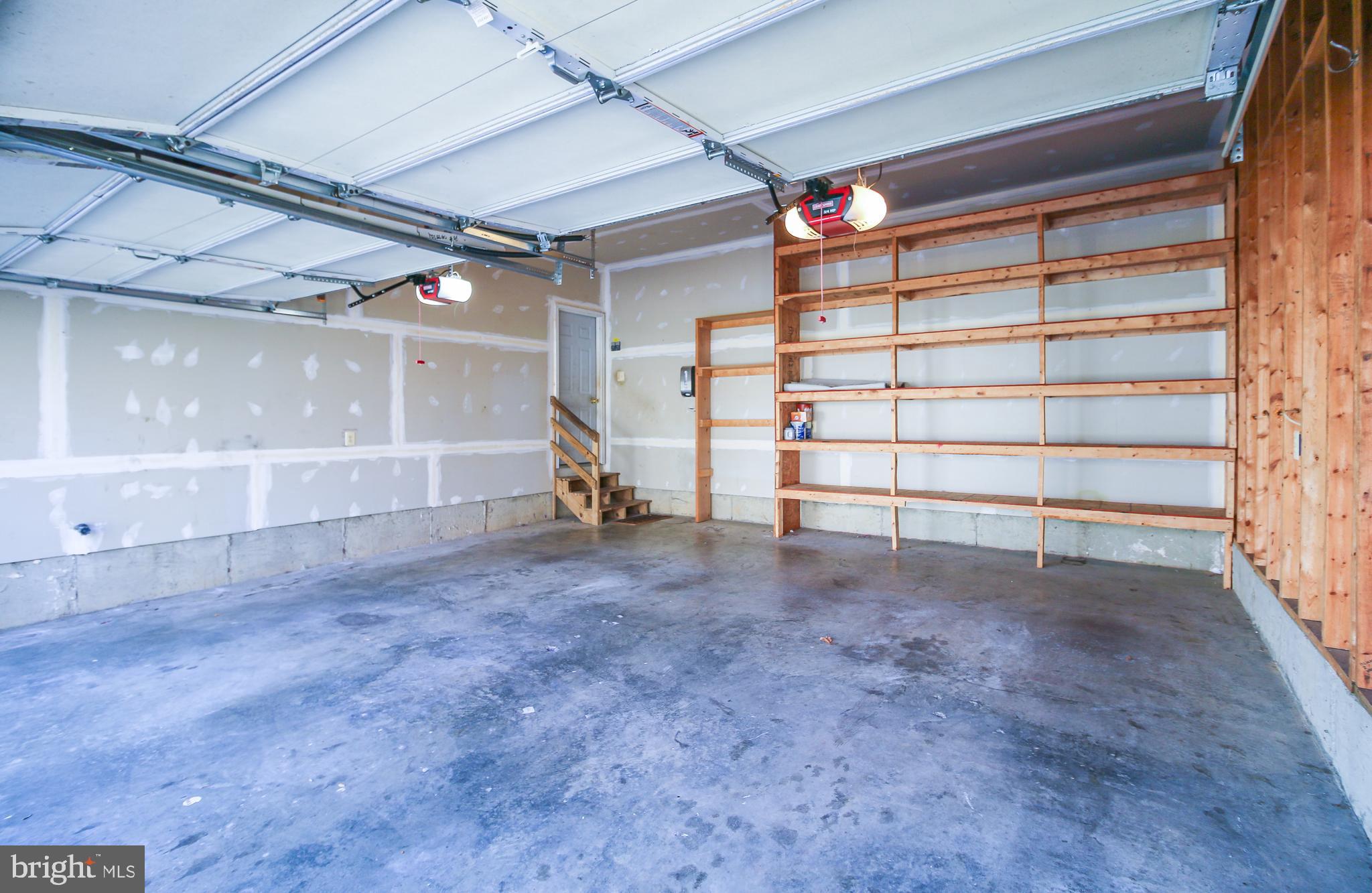 CROSS POINT - Residential