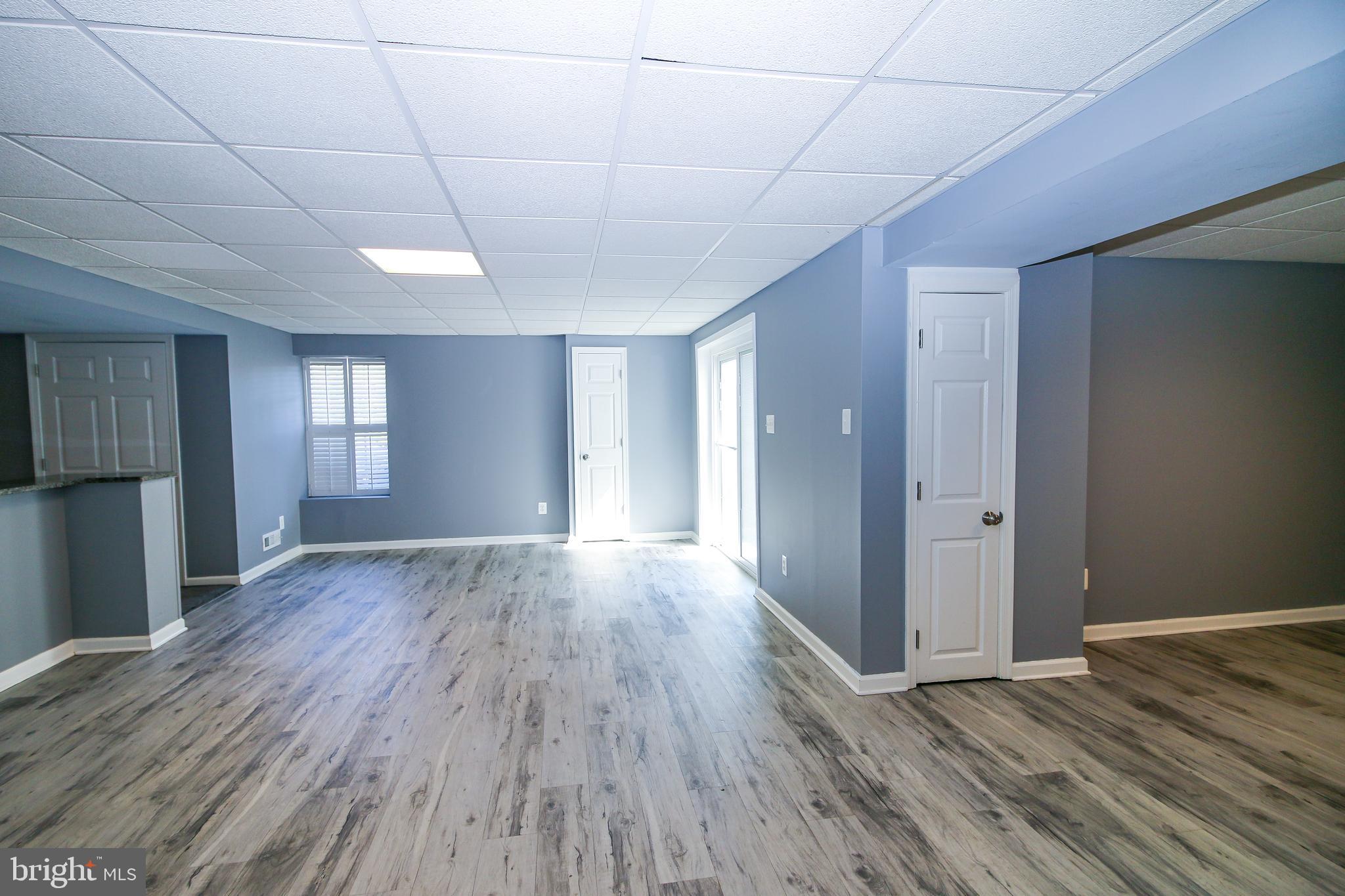 CROSS POINT - Residential